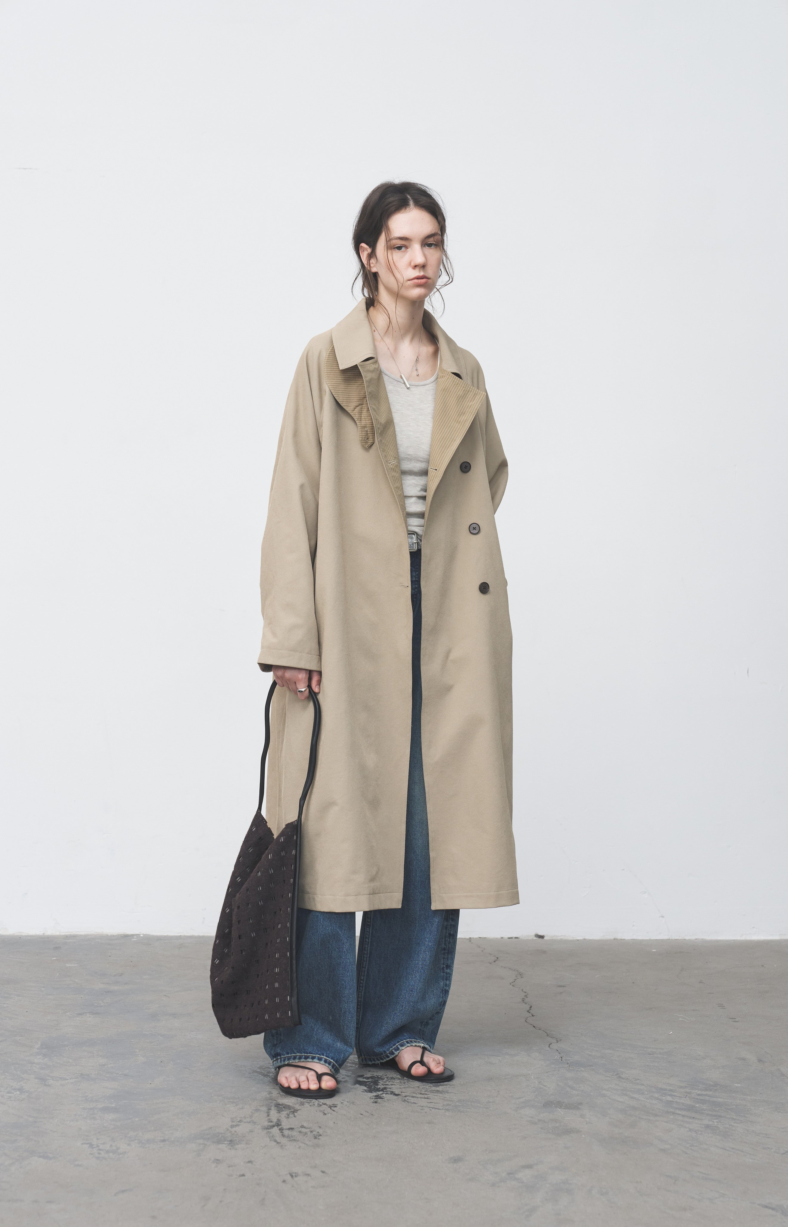 ACCENT STRIPE NECK TRENCH