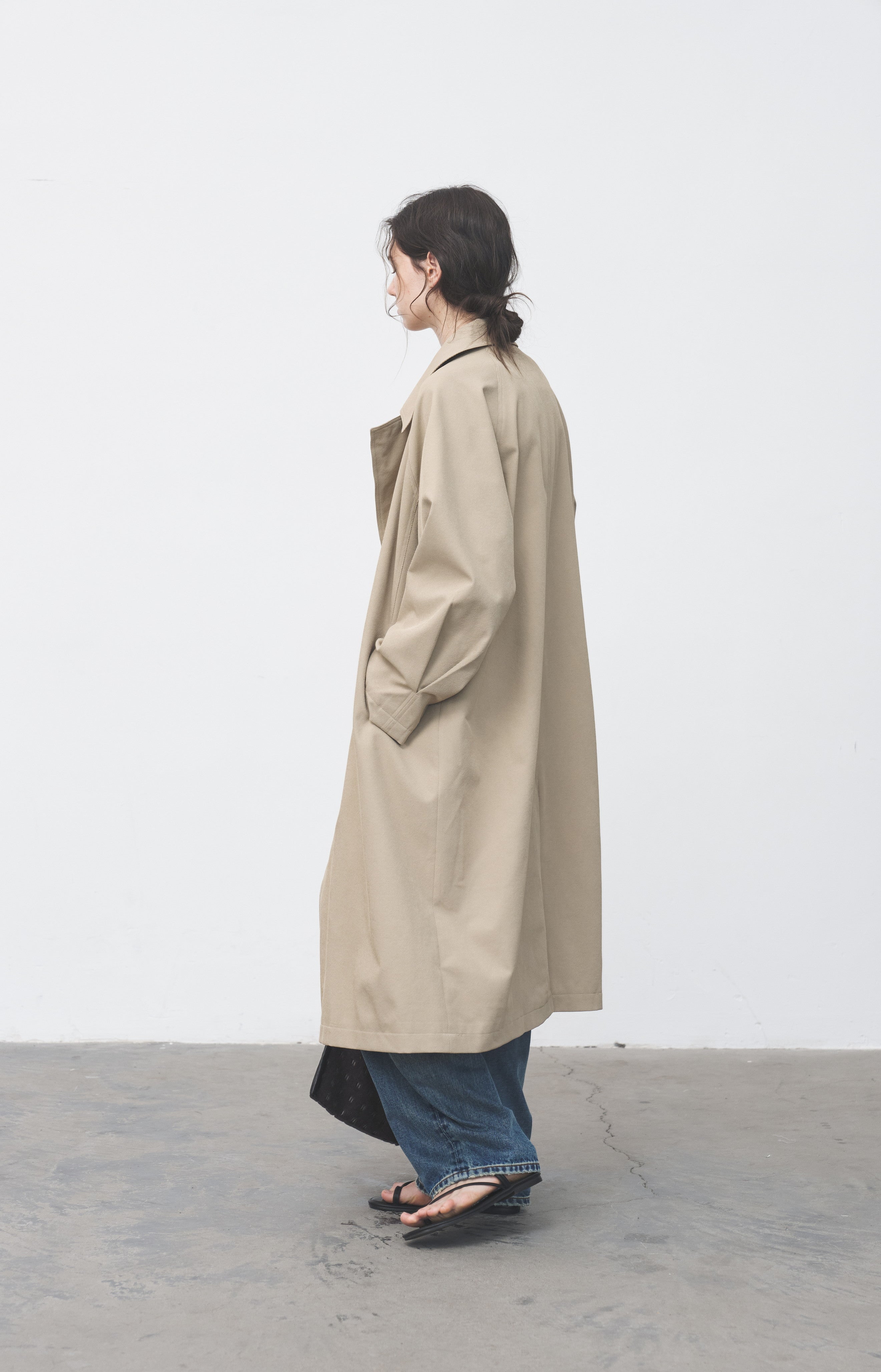 ACCENT STRIPE NECK TRENCH