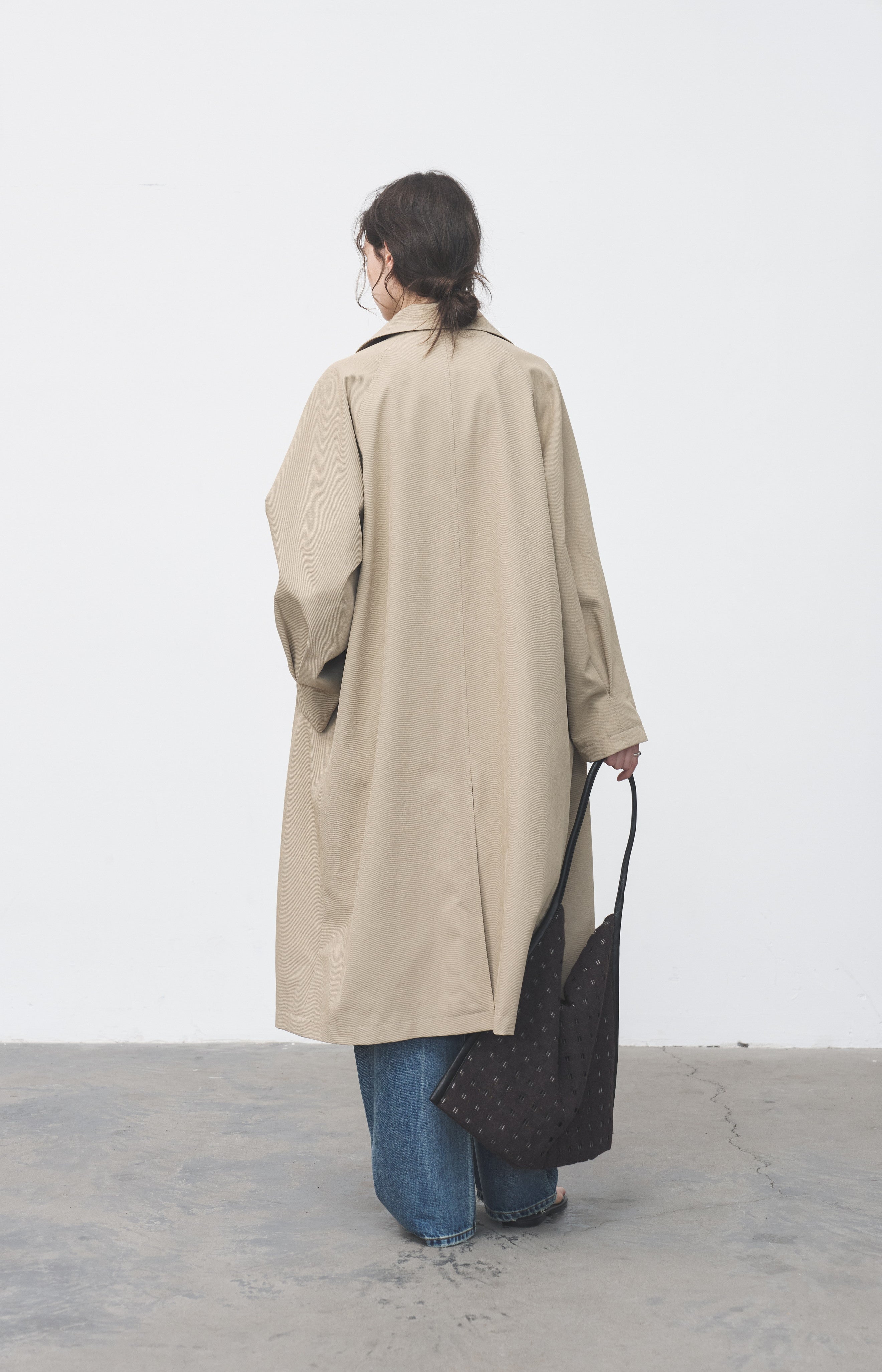 ACCENT STRIPE NECK TRENCH