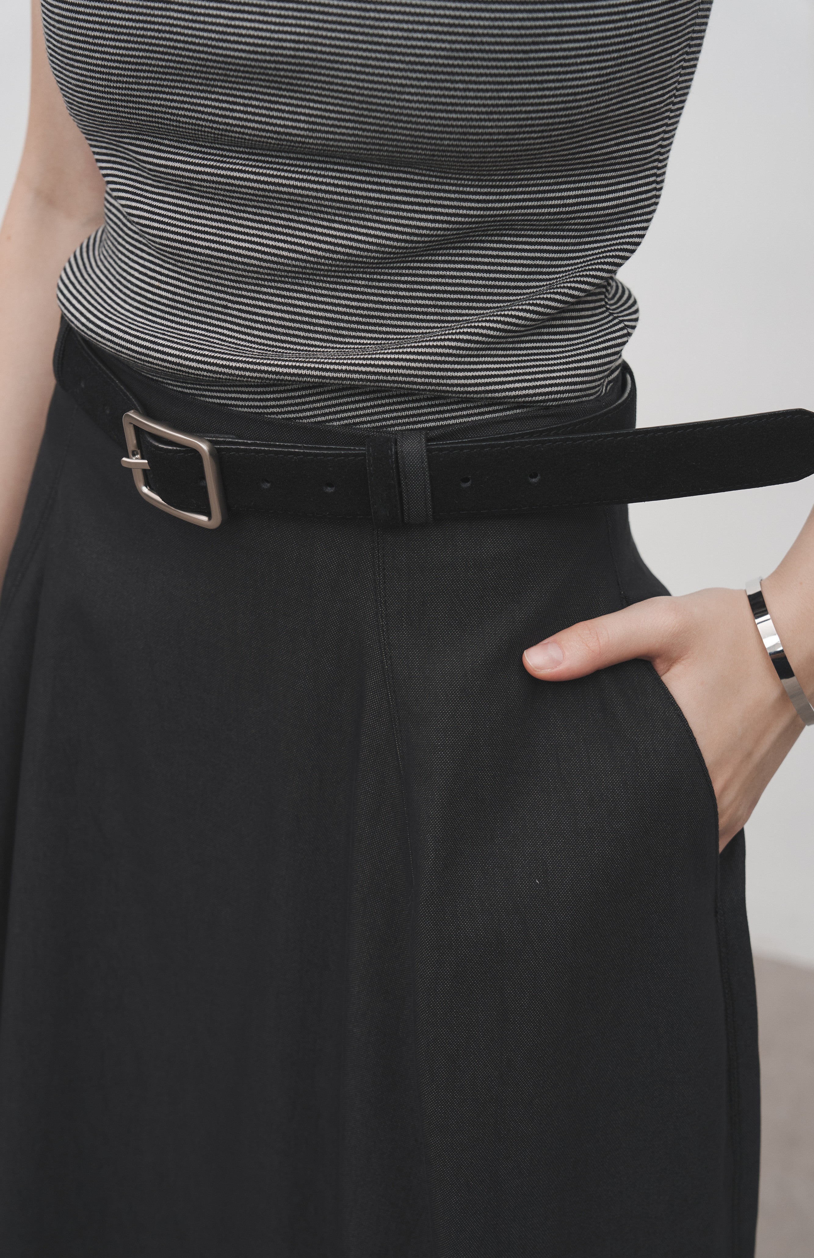 WIDE CUT COCOON SKIRT / ワイドカットコクーンスカート