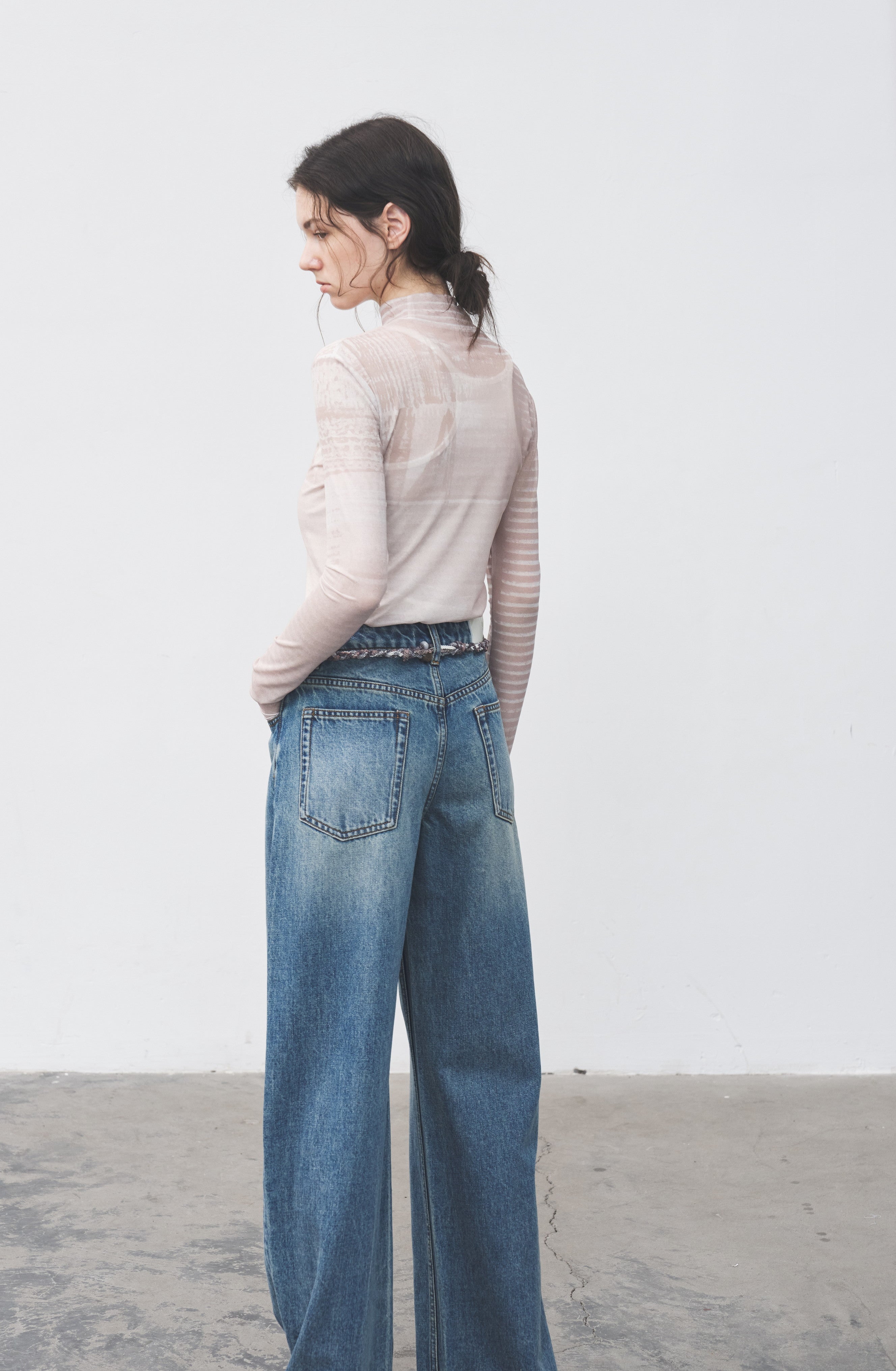 FADED BASIC STRAIGHT JEANS / フェードベーシックストレートジーンズ