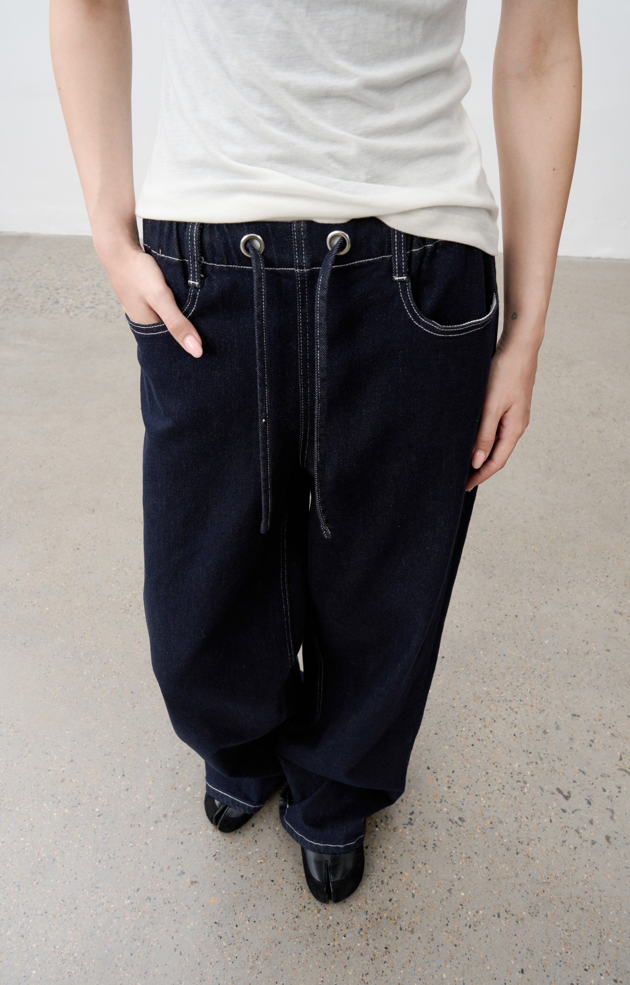 CONTRAST STITCH WIDE JEANS / コントラストステッチワイドジーンズ