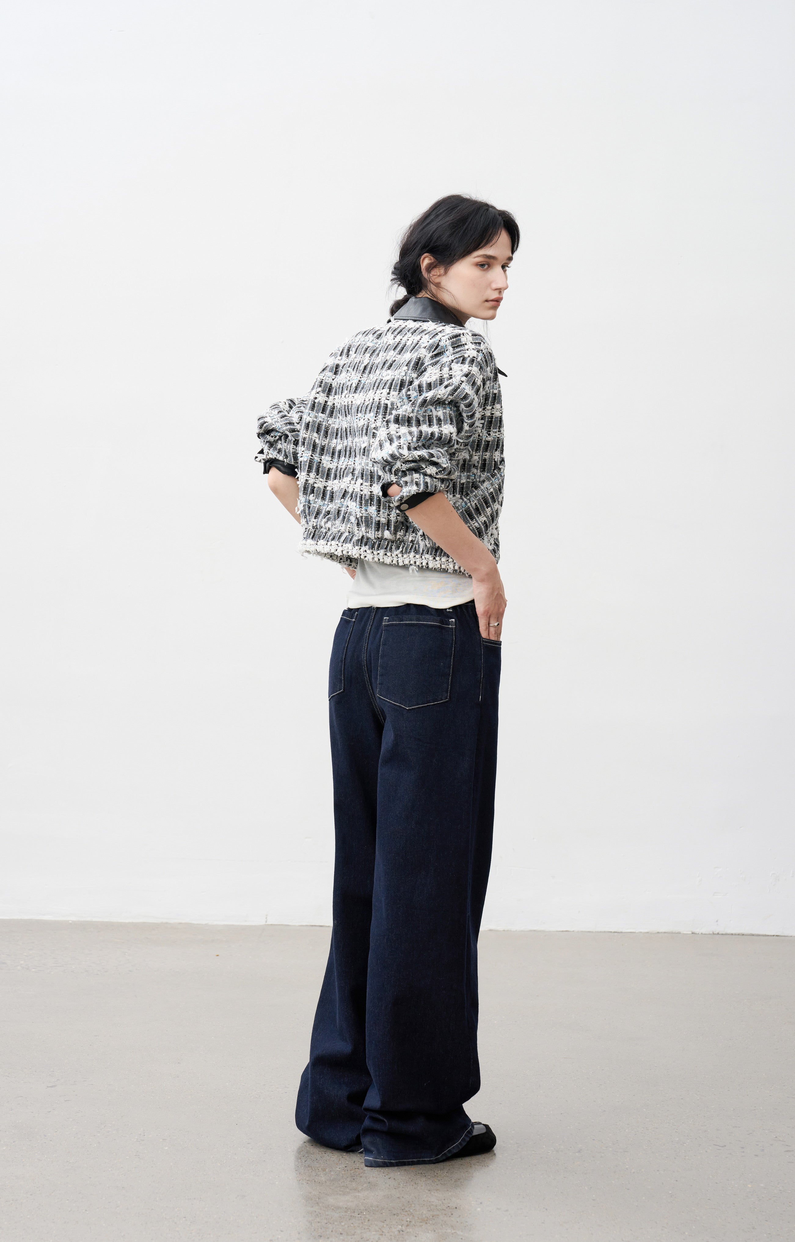 CONTRAST STITCH WIDE JEANS / 콘트라스트 스티치 와이드 청바지