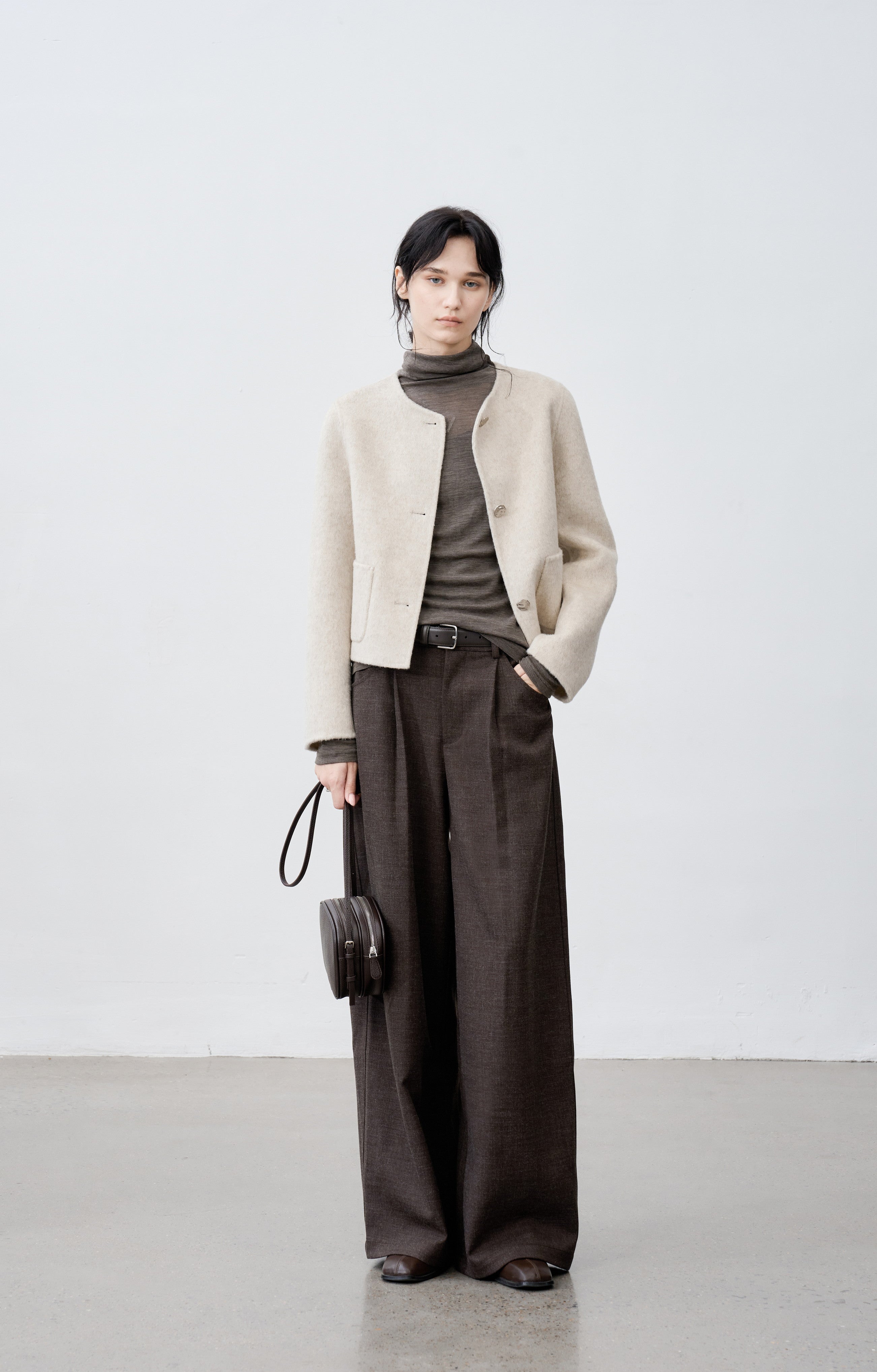 SLIM FIT TURTLE SWEATER / 슬림 피트 터틀 스웨터