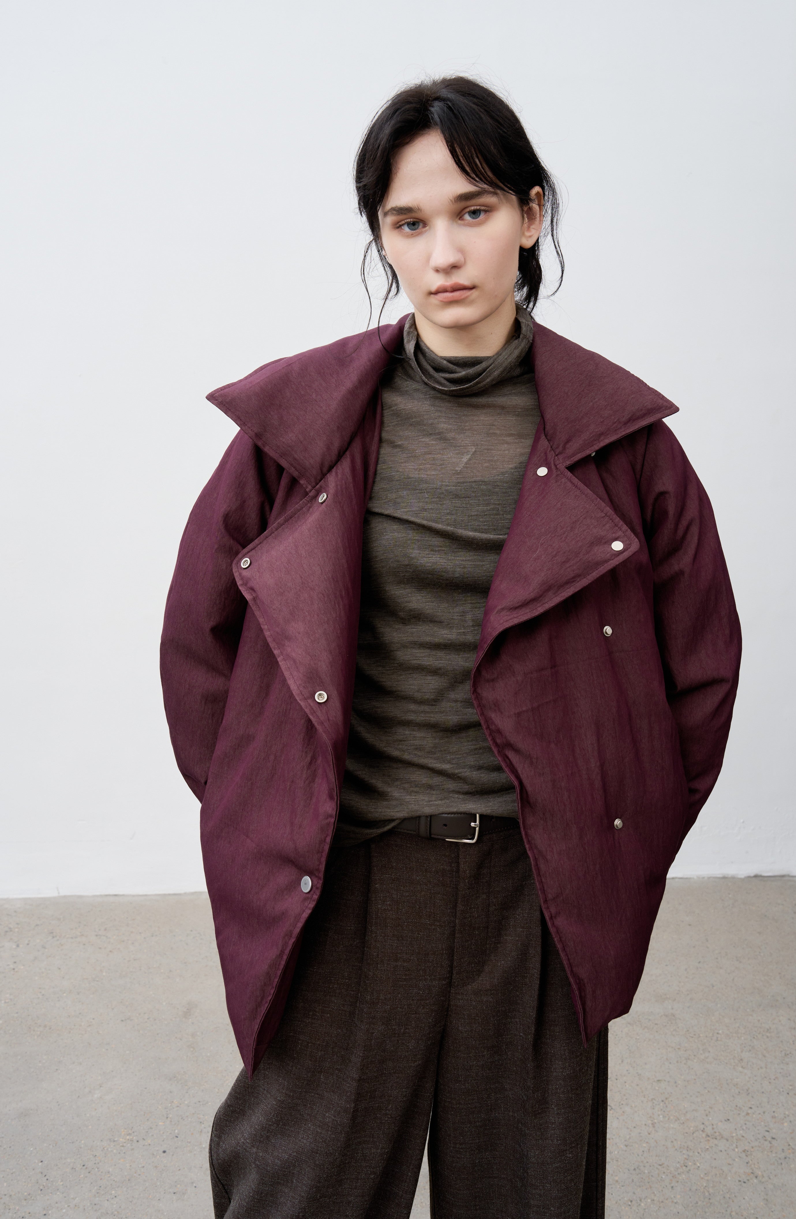 EDGE COLOR LAPEL DOWN / 엣지 컬러 라펠 다운