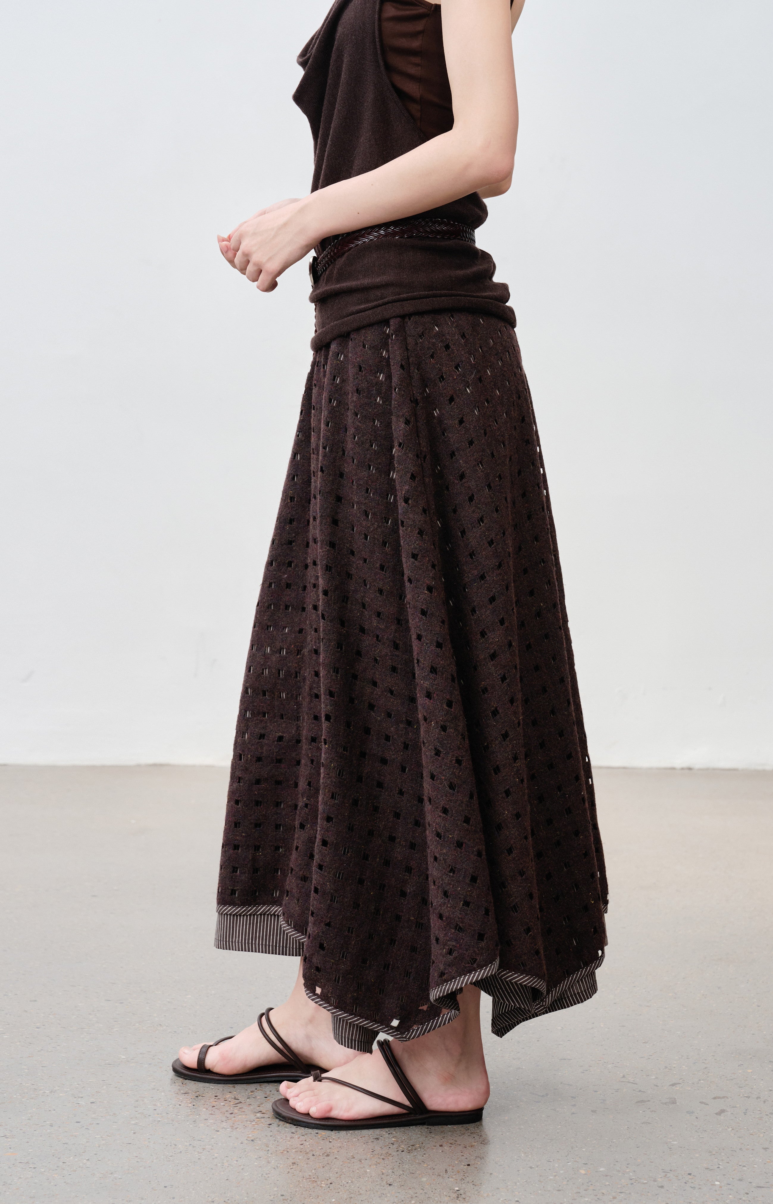 SQUARE MESH FLARE SKIRT
