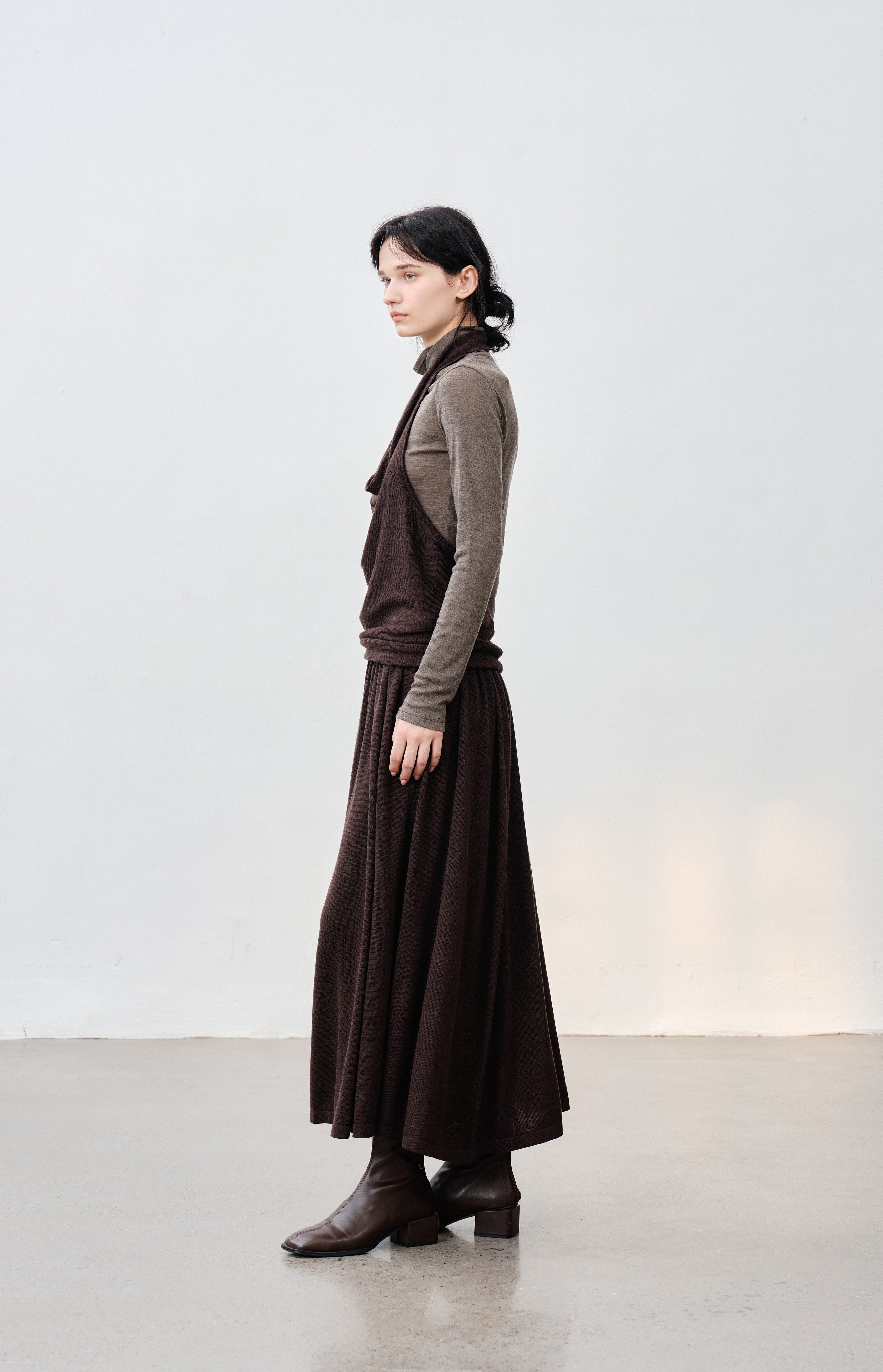 SOFT PLEATED DRAPE SKIRT