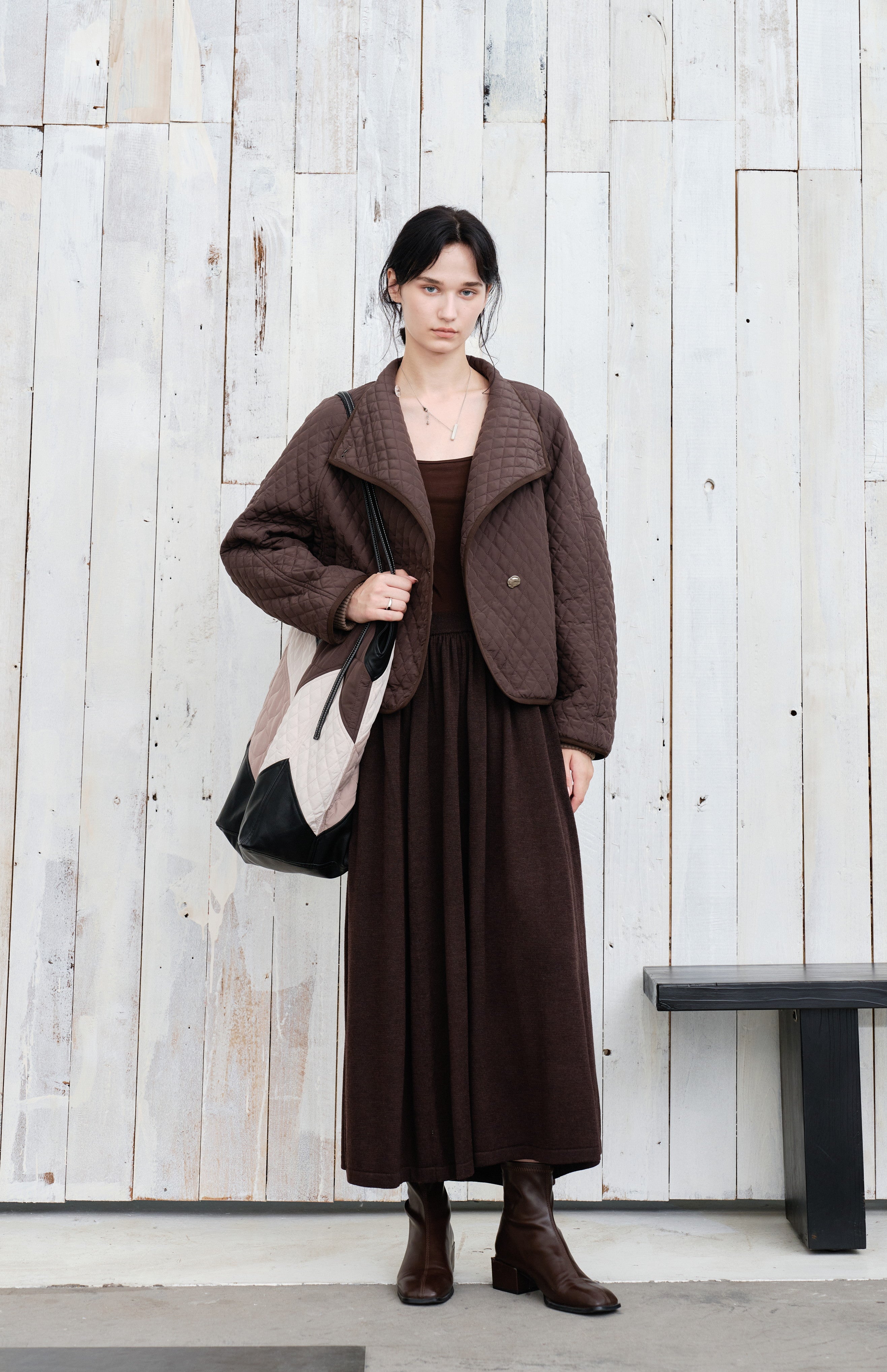 EDGE LAPEL QUILTED JACKET