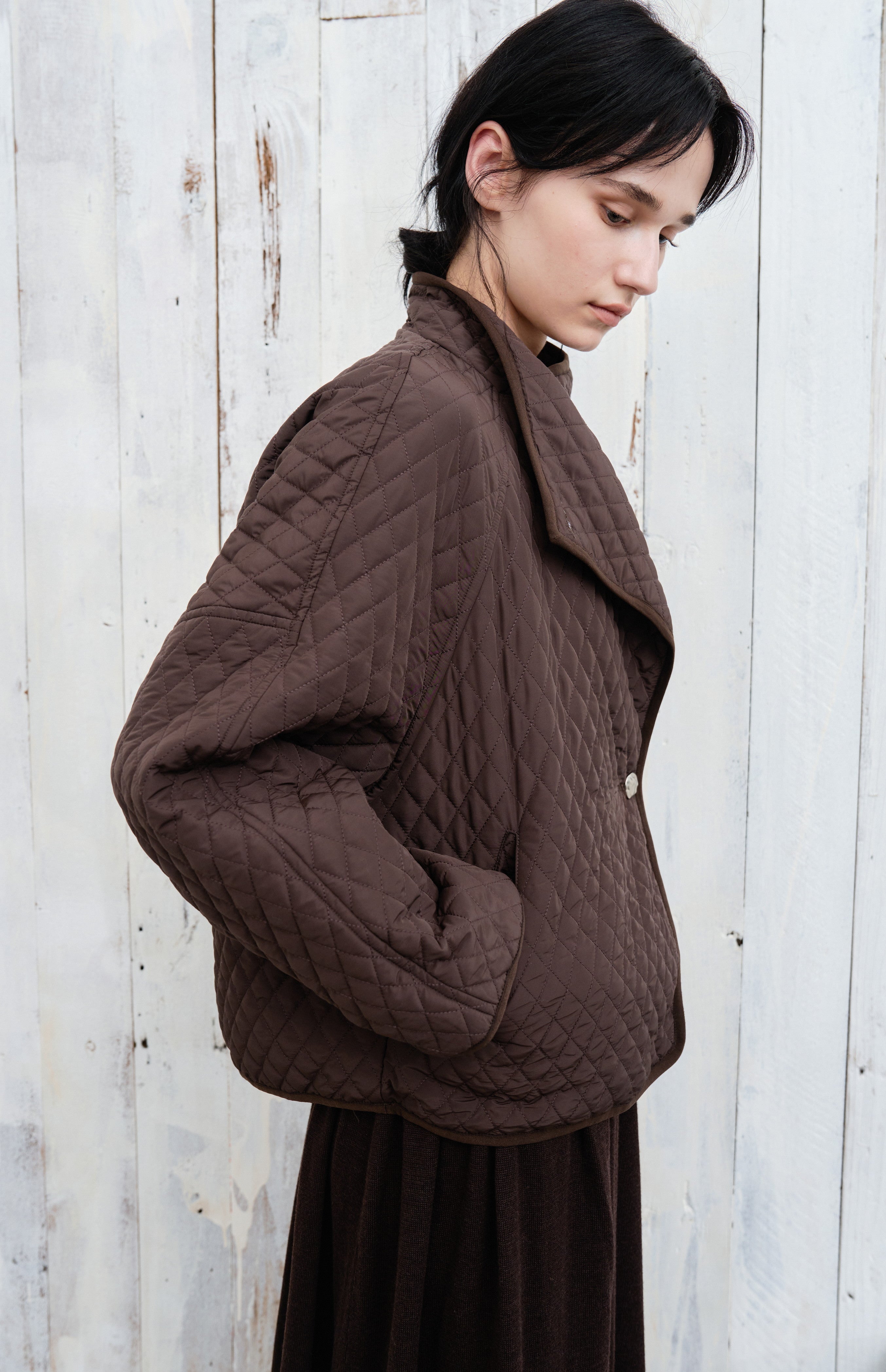 EDGE LAPEL QUILTED JACKET