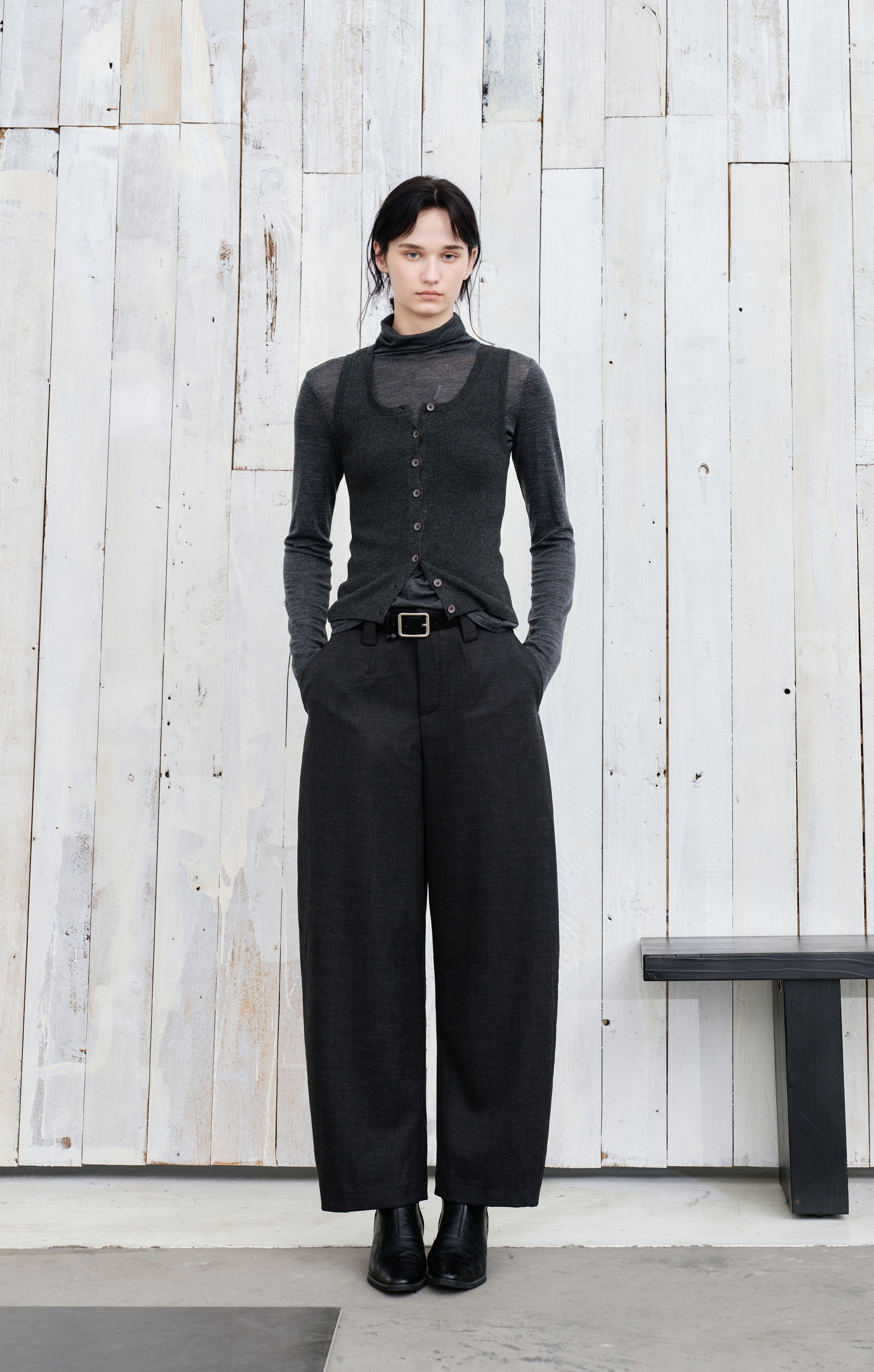 WIDE LEG CROPPED PANTS / 와이드 레그 크롭 팬츠