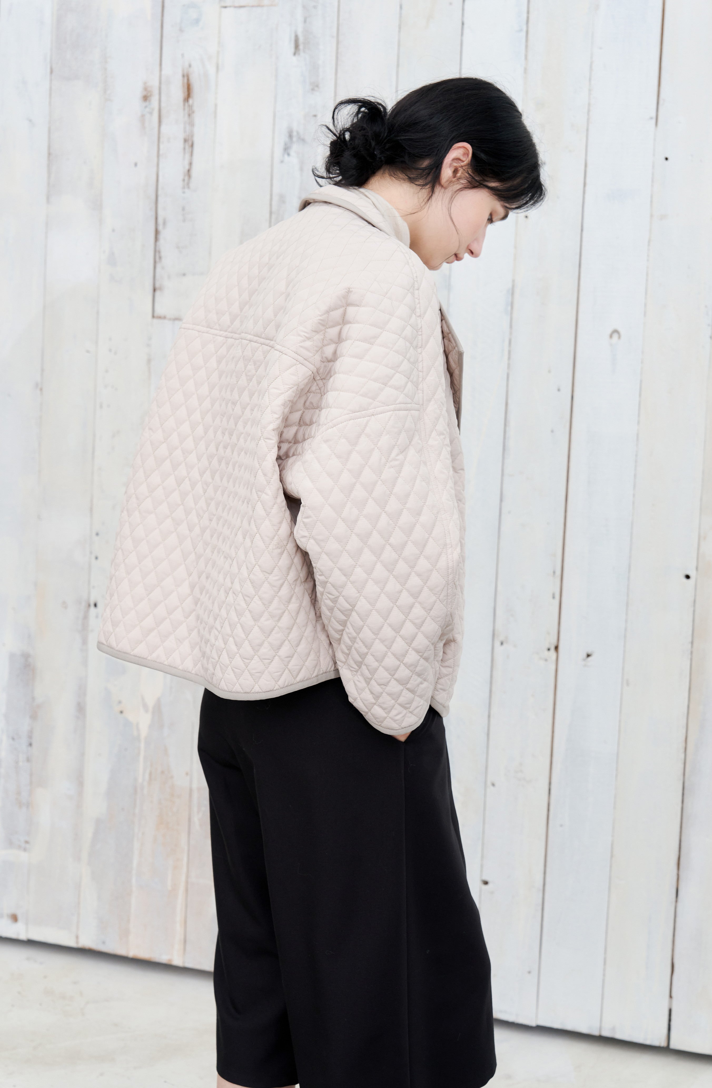 EDGE LAPEL QUILTED JACKET