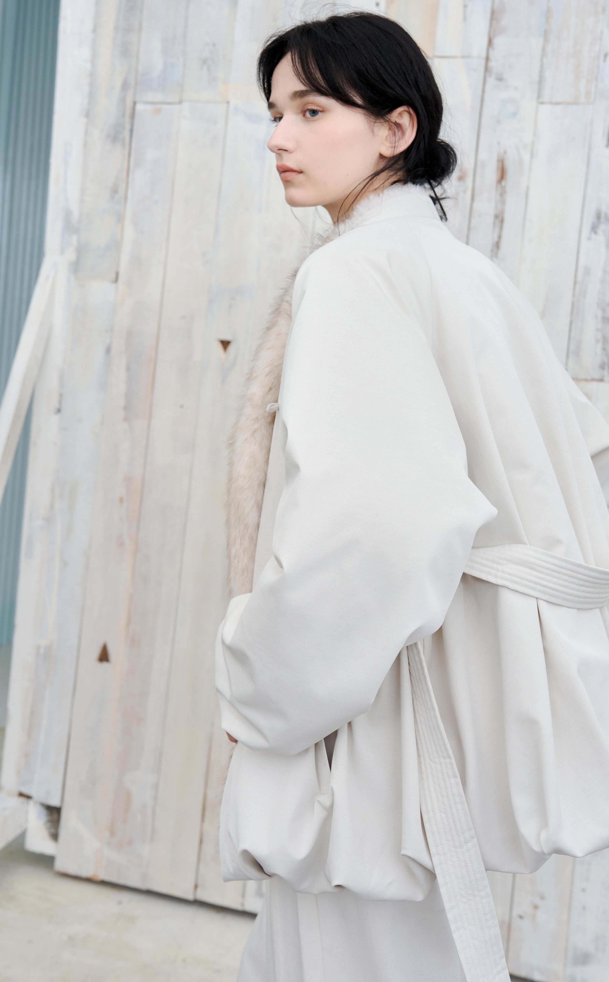 FUR LAPEL DRAPE DOWN