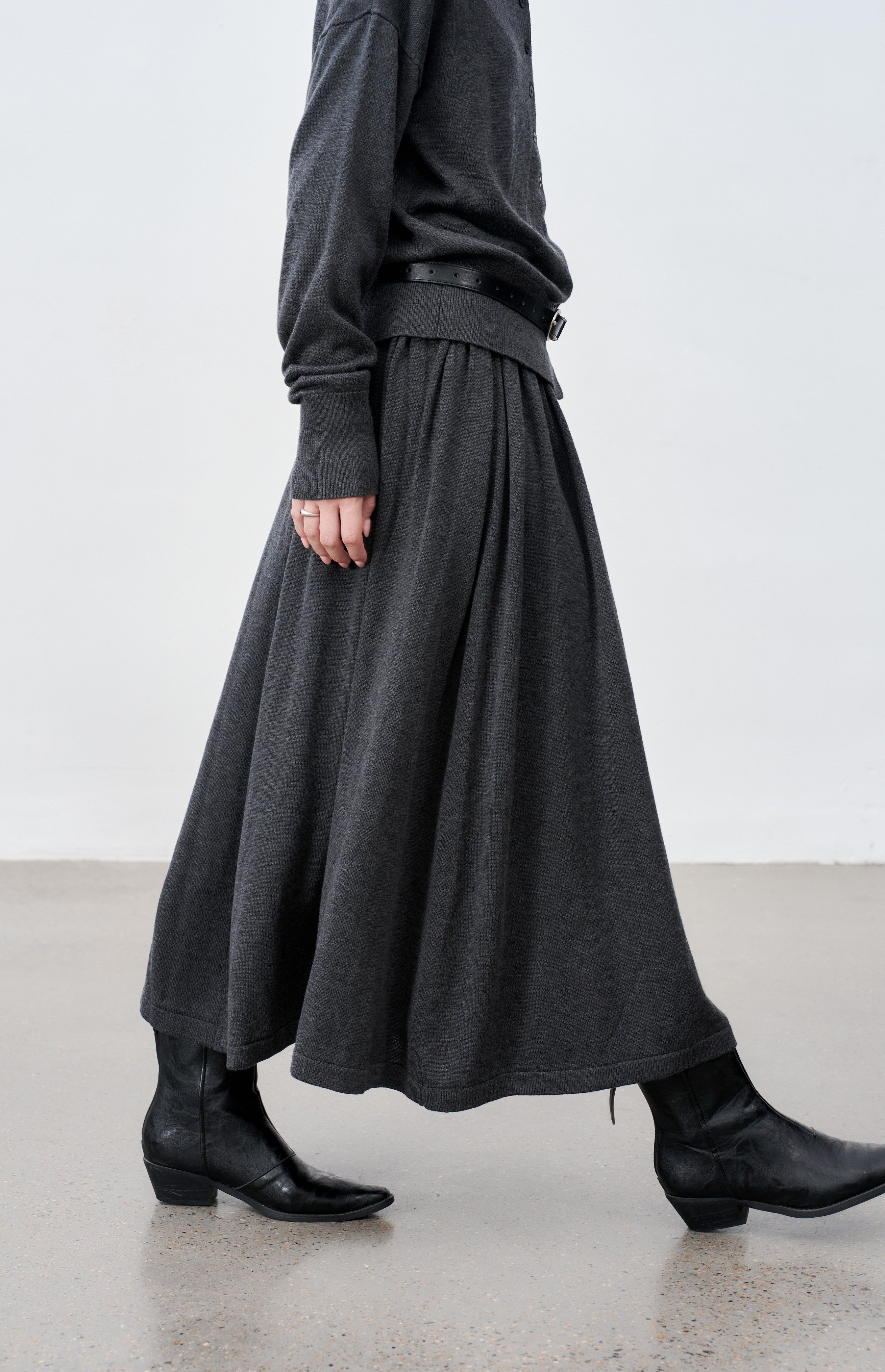 SOFT PLEATED DRAPE SKIRT
