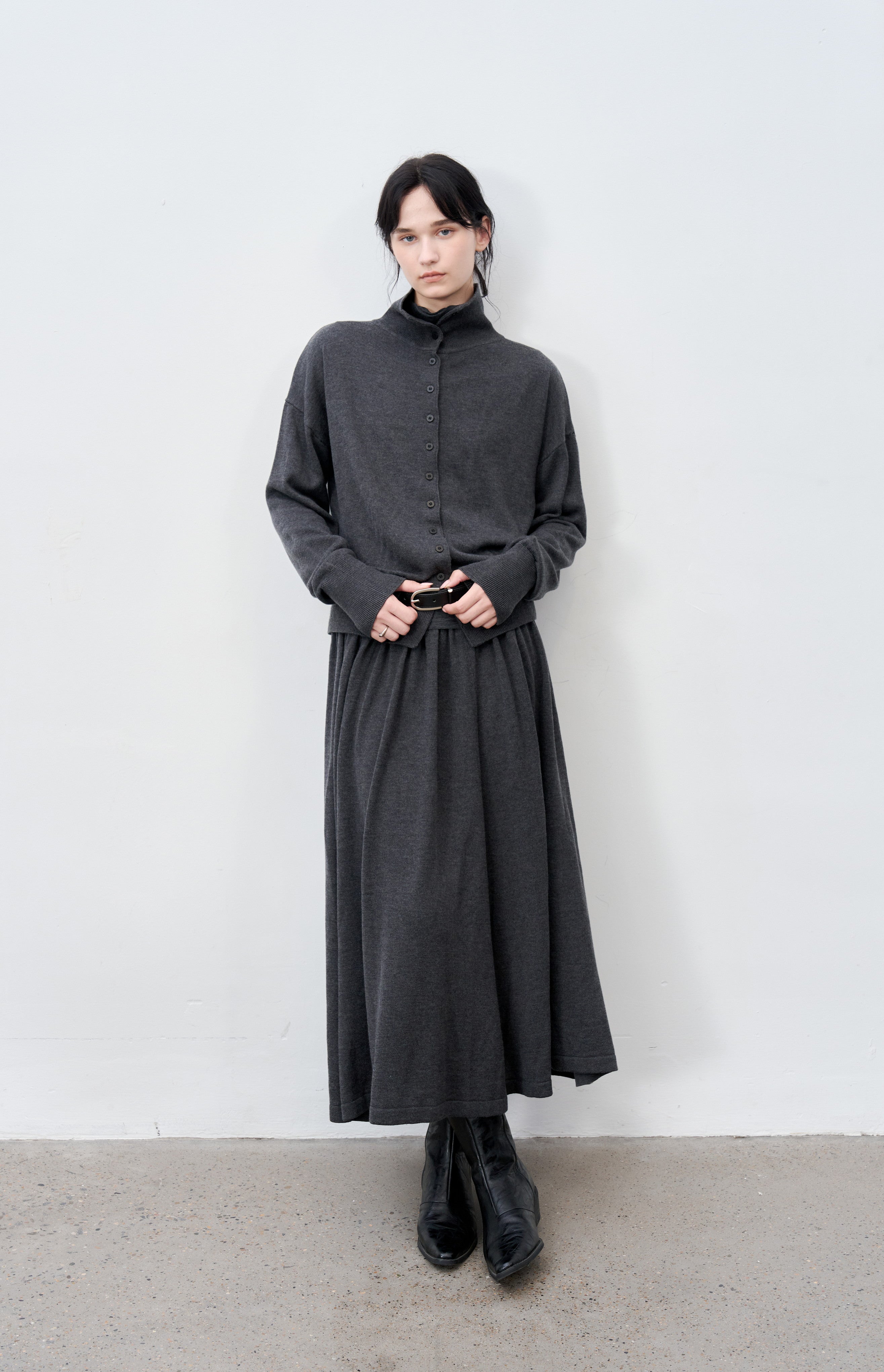 SOFT PLEATED DRAPE SKIRT