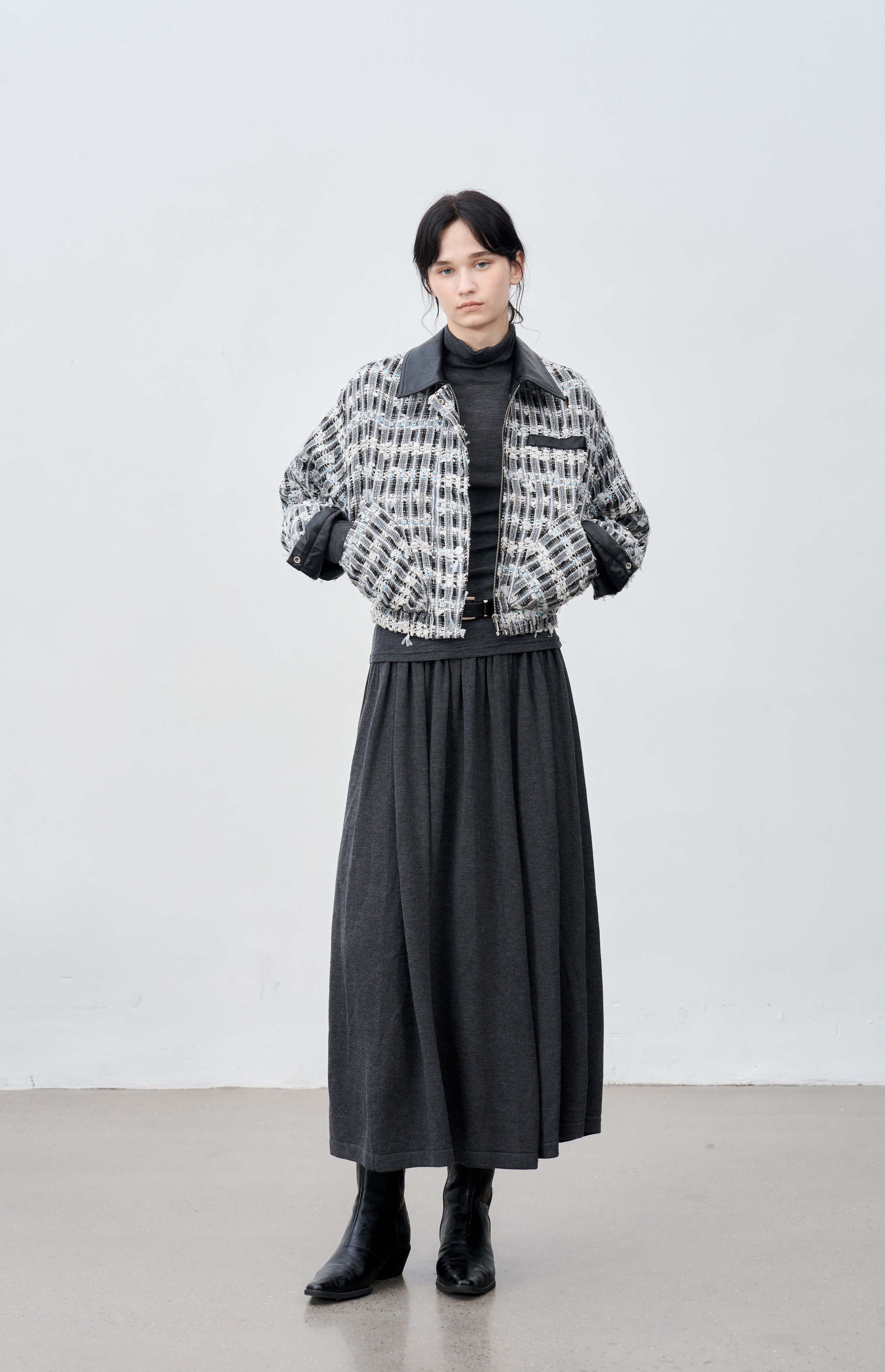 SLIM FIT TURTLE SWEATER / 슬림 피트 터틀 스웨터