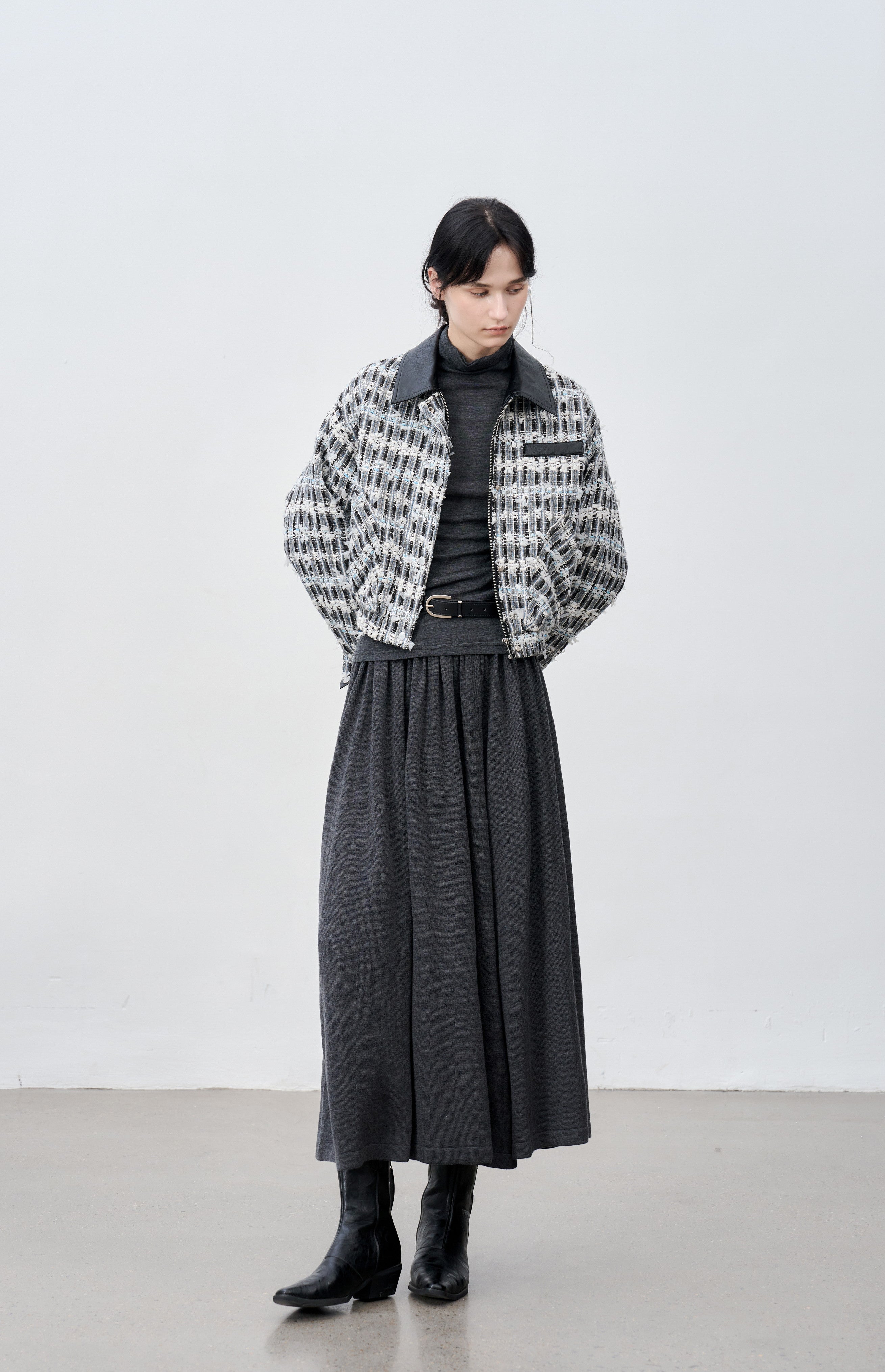SLIM FIT TURTLE SWEATER / 슬림 피트 터틀 스웨터