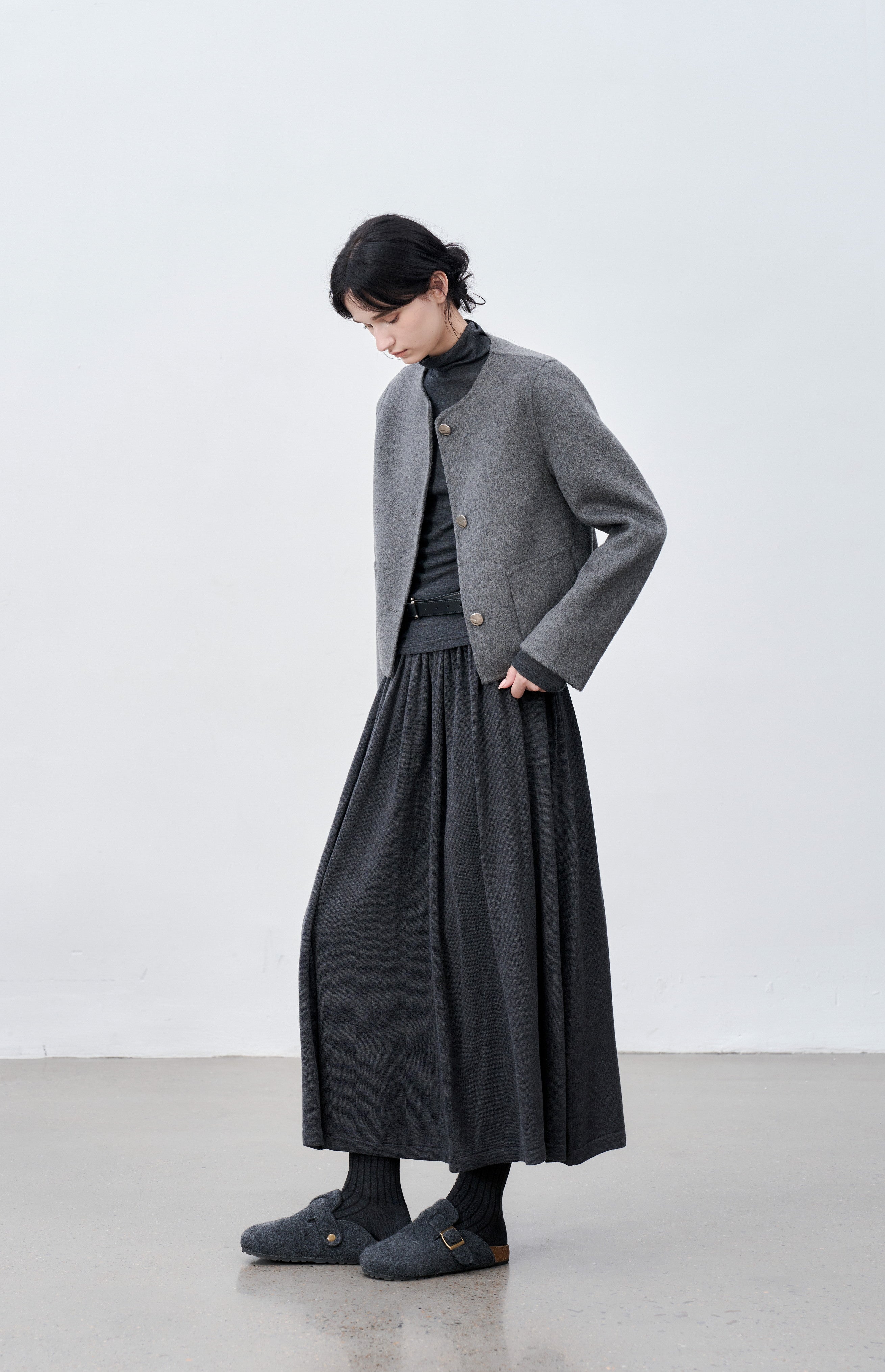 CLASSIC WOOL SHORT COAT / 클래식 울 쇼트 코트