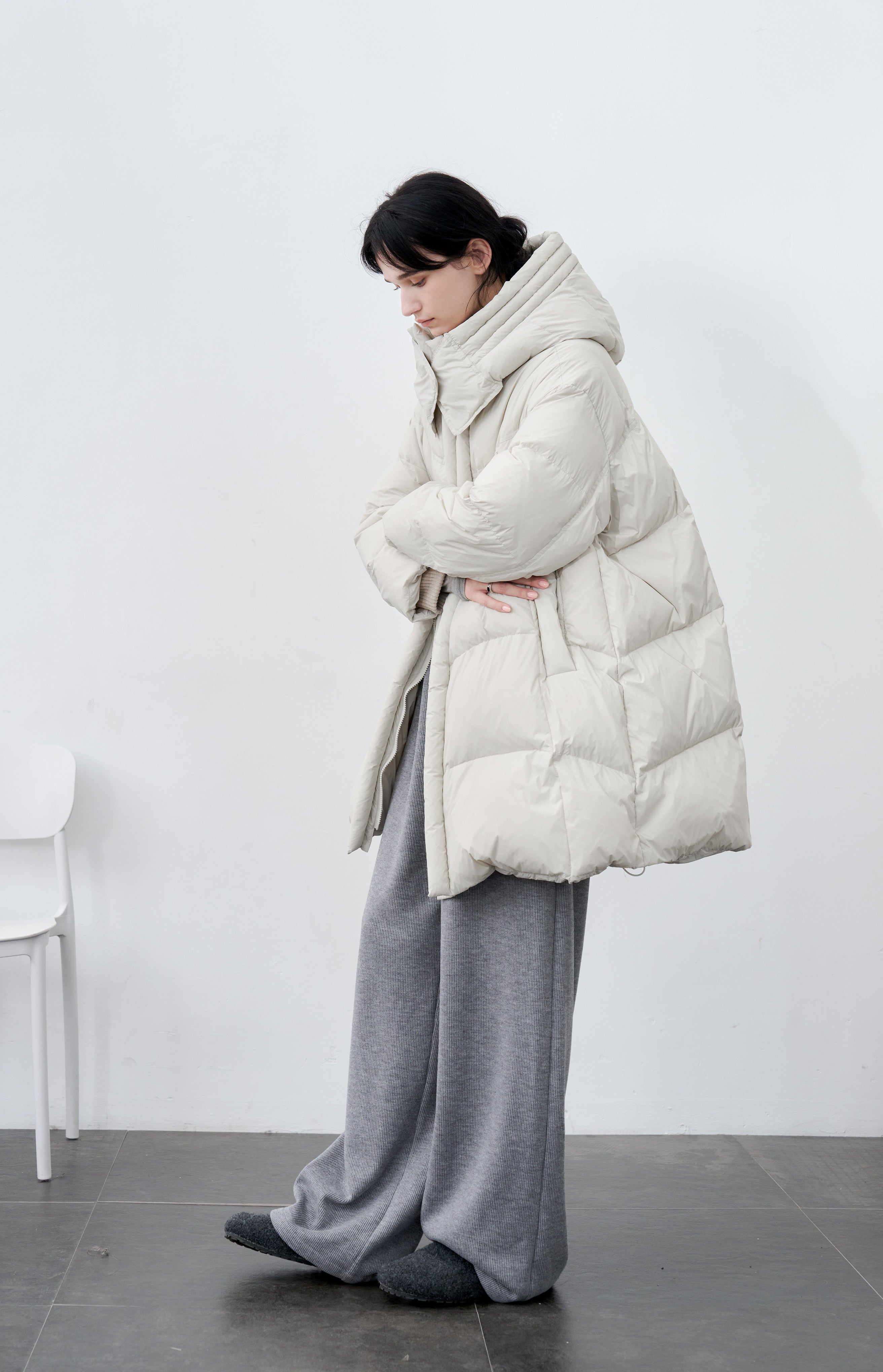 HOODED VOLUME MIDI DOWN