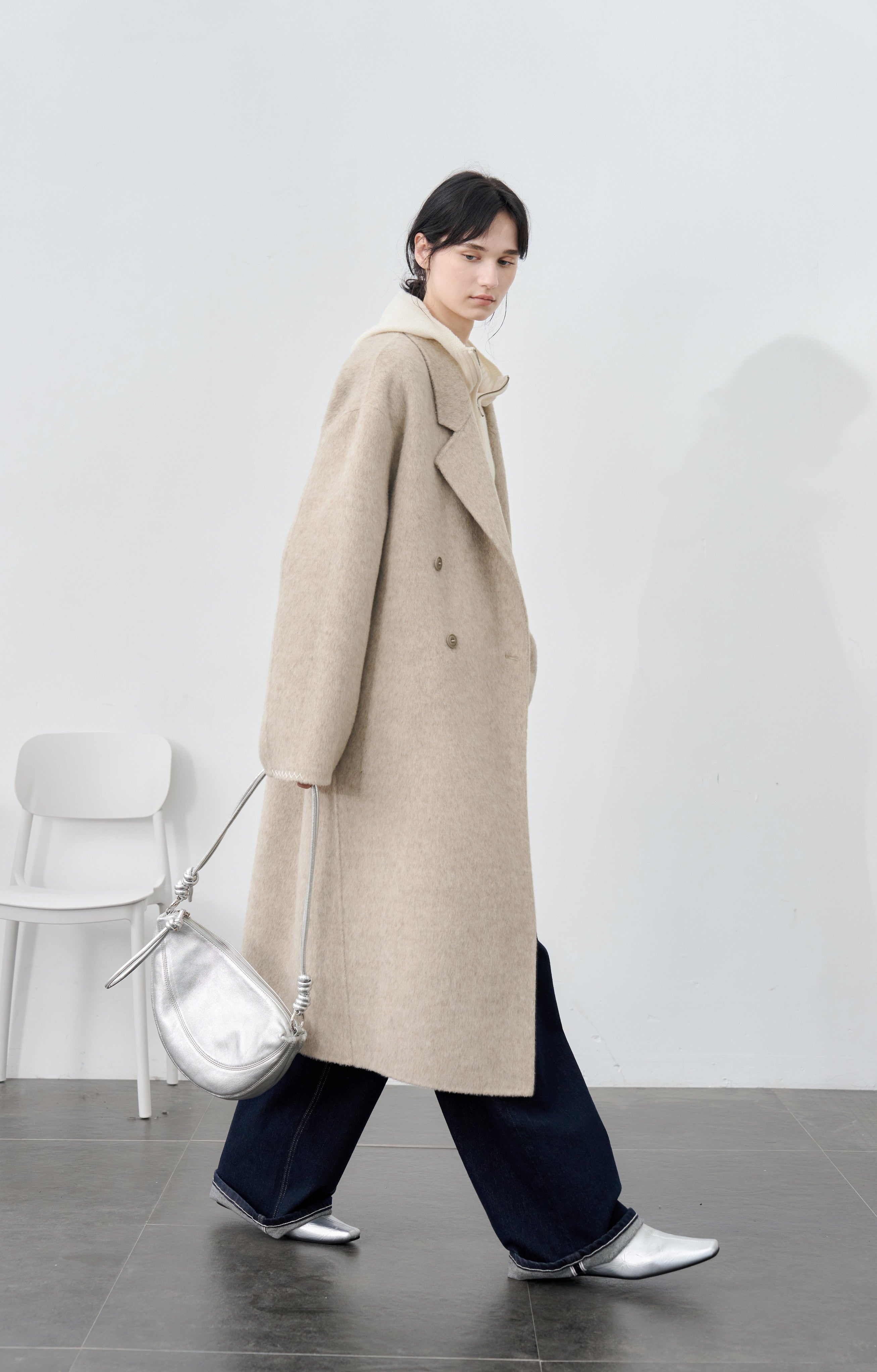 SOFT FURRY WOOL COAT / 소프트 파리 울 코트