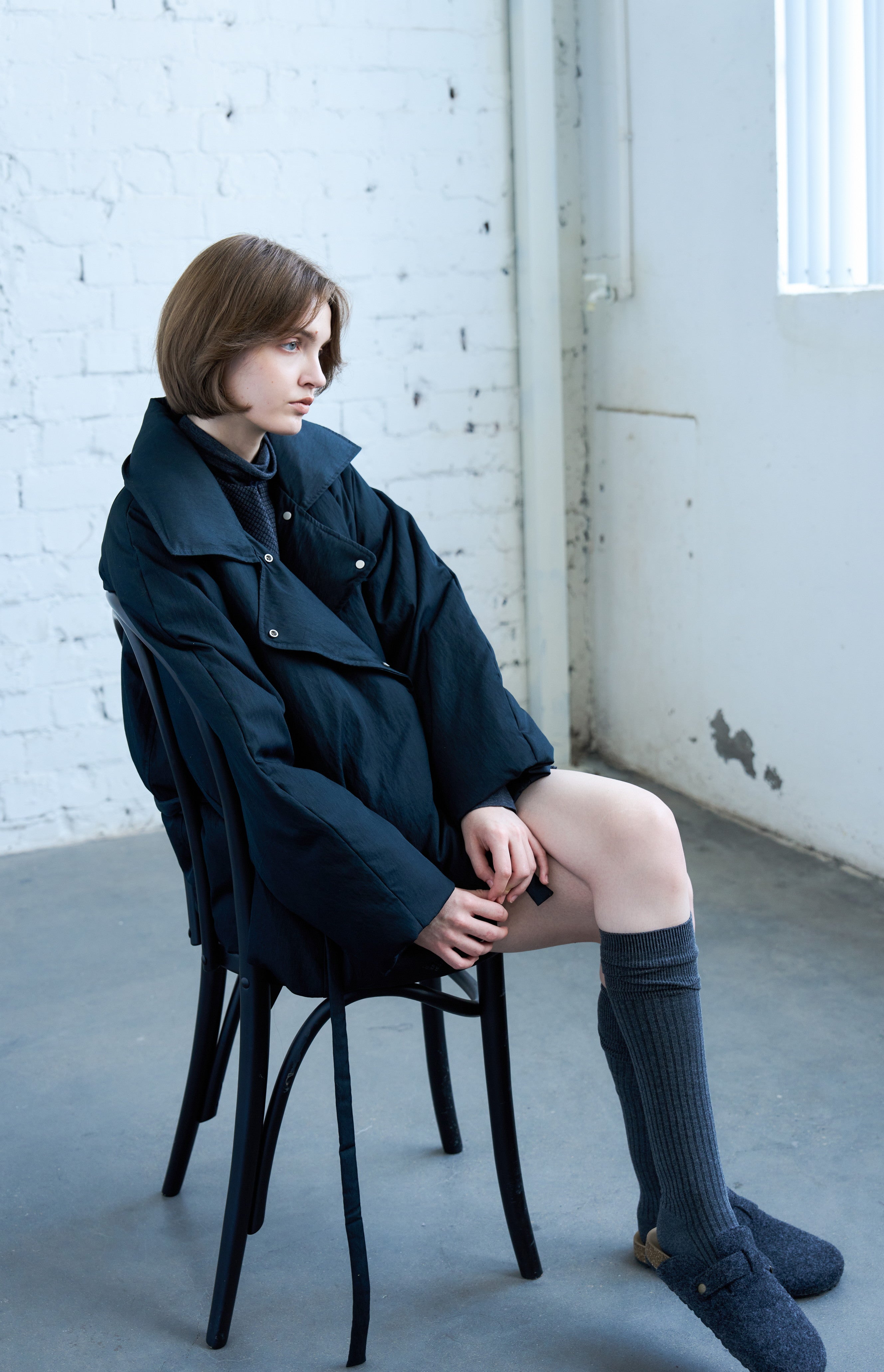 EDGE COLOR LAPEL DOWN / 엣지 컬러 라펠 다운