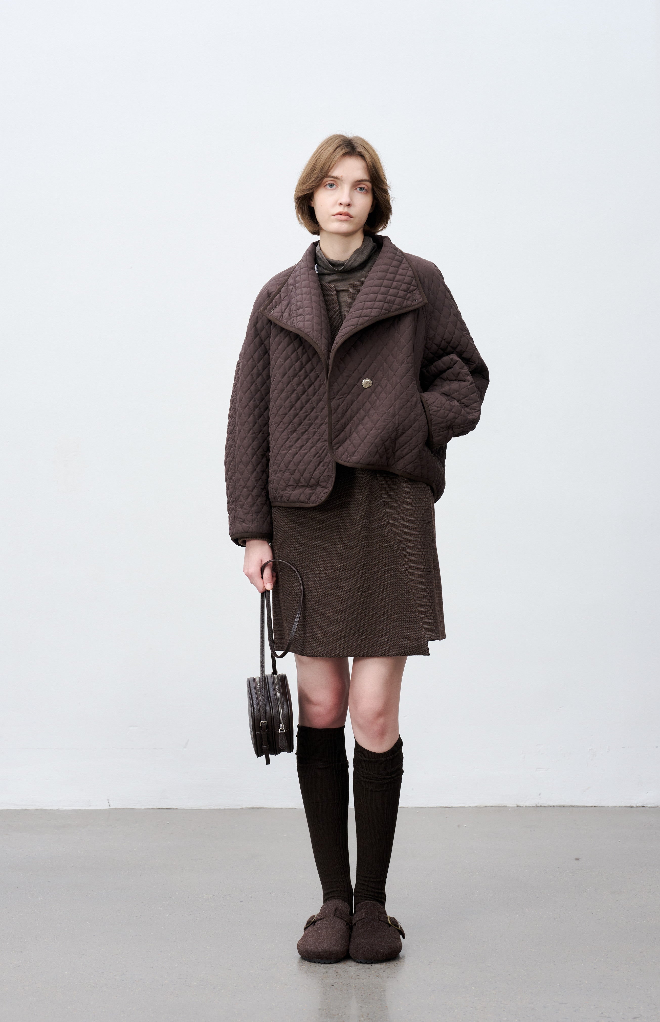 EDGE LAPEL QUILTED JACKET