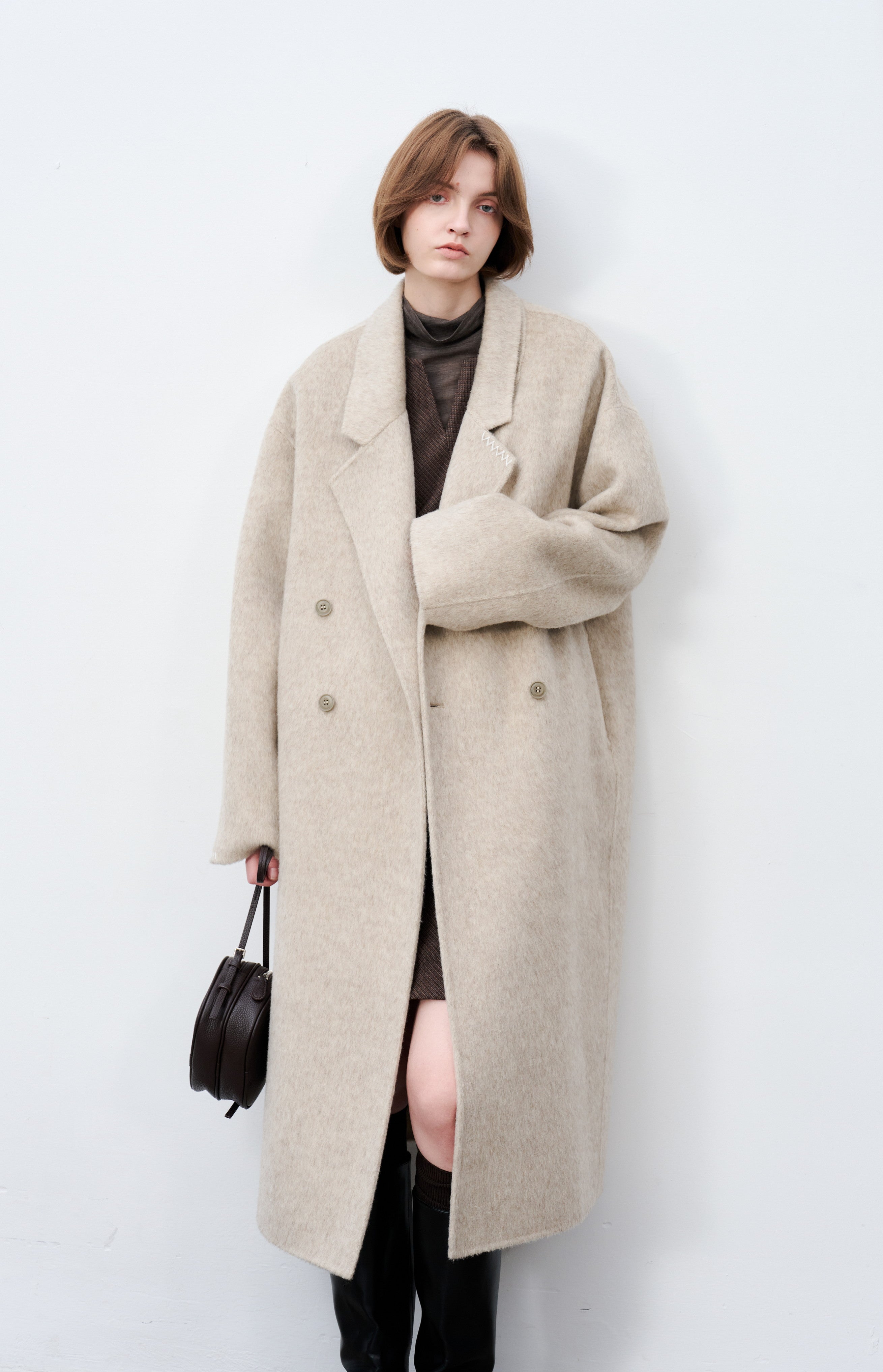 SOFT FURRY WOOL COAT / 소프트 파리 울 코트