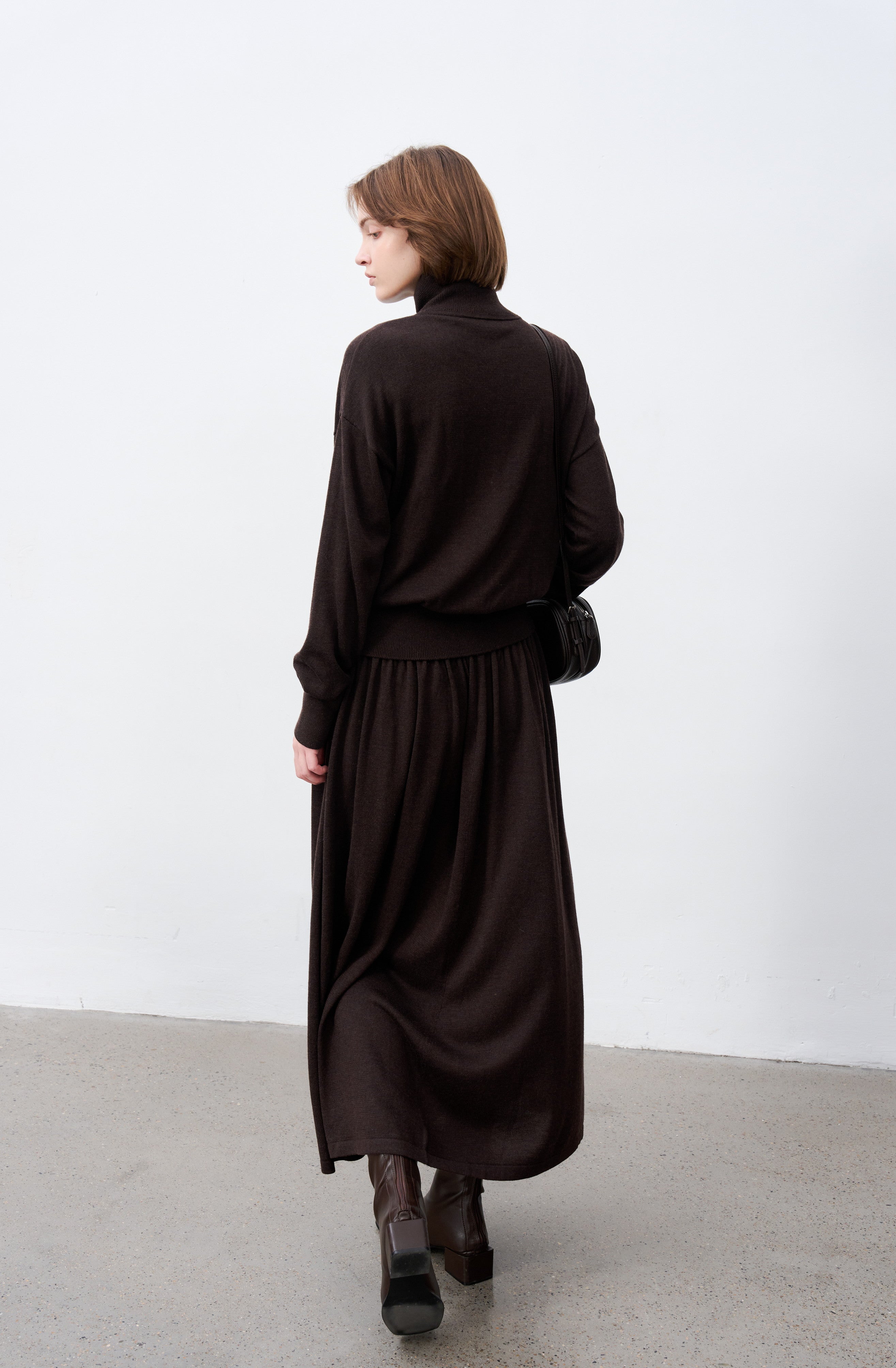 SOFT PLEATED DRAPE SKIRT