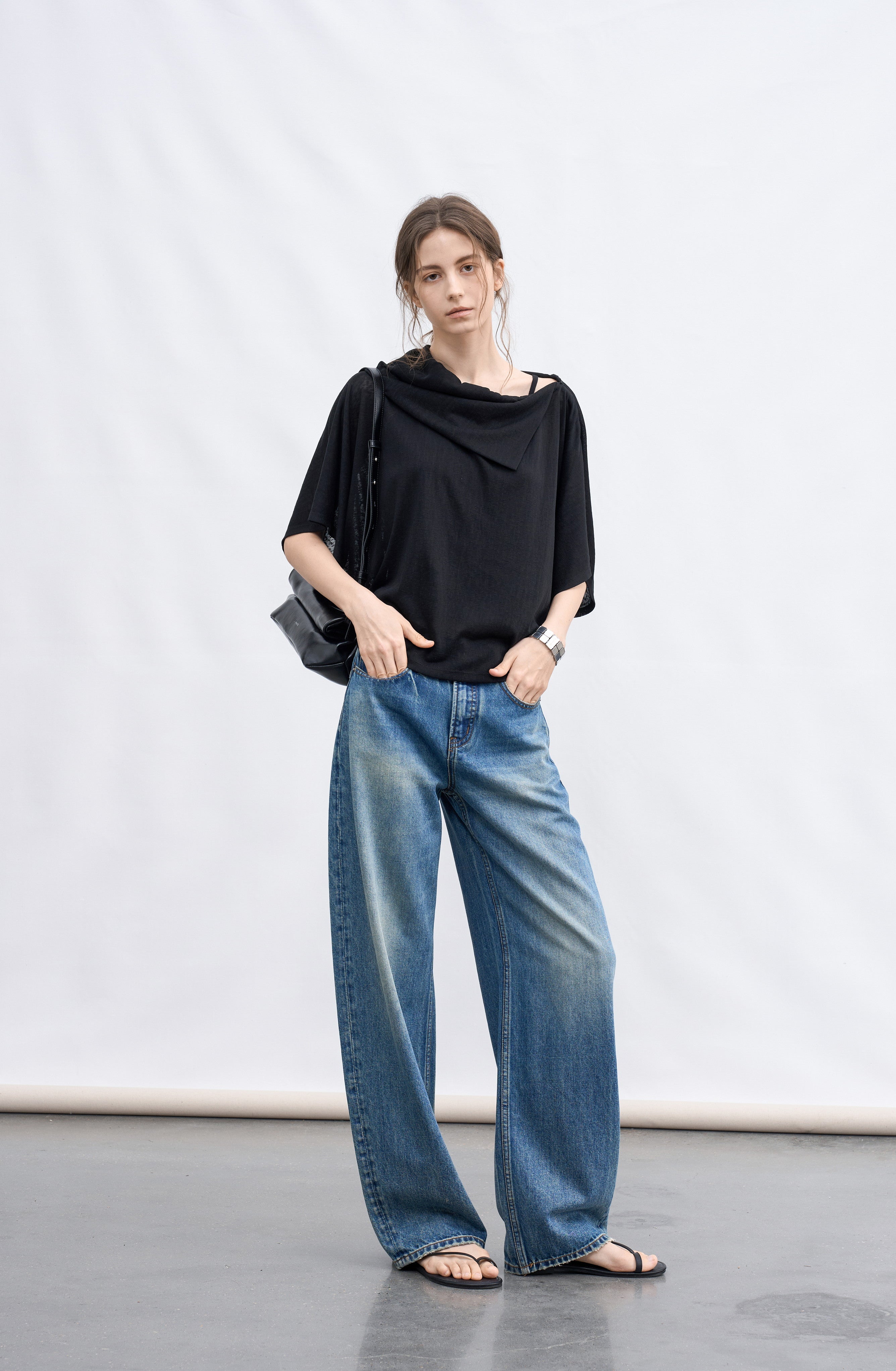DOLMAN SLEEVE DRAPE TOP
