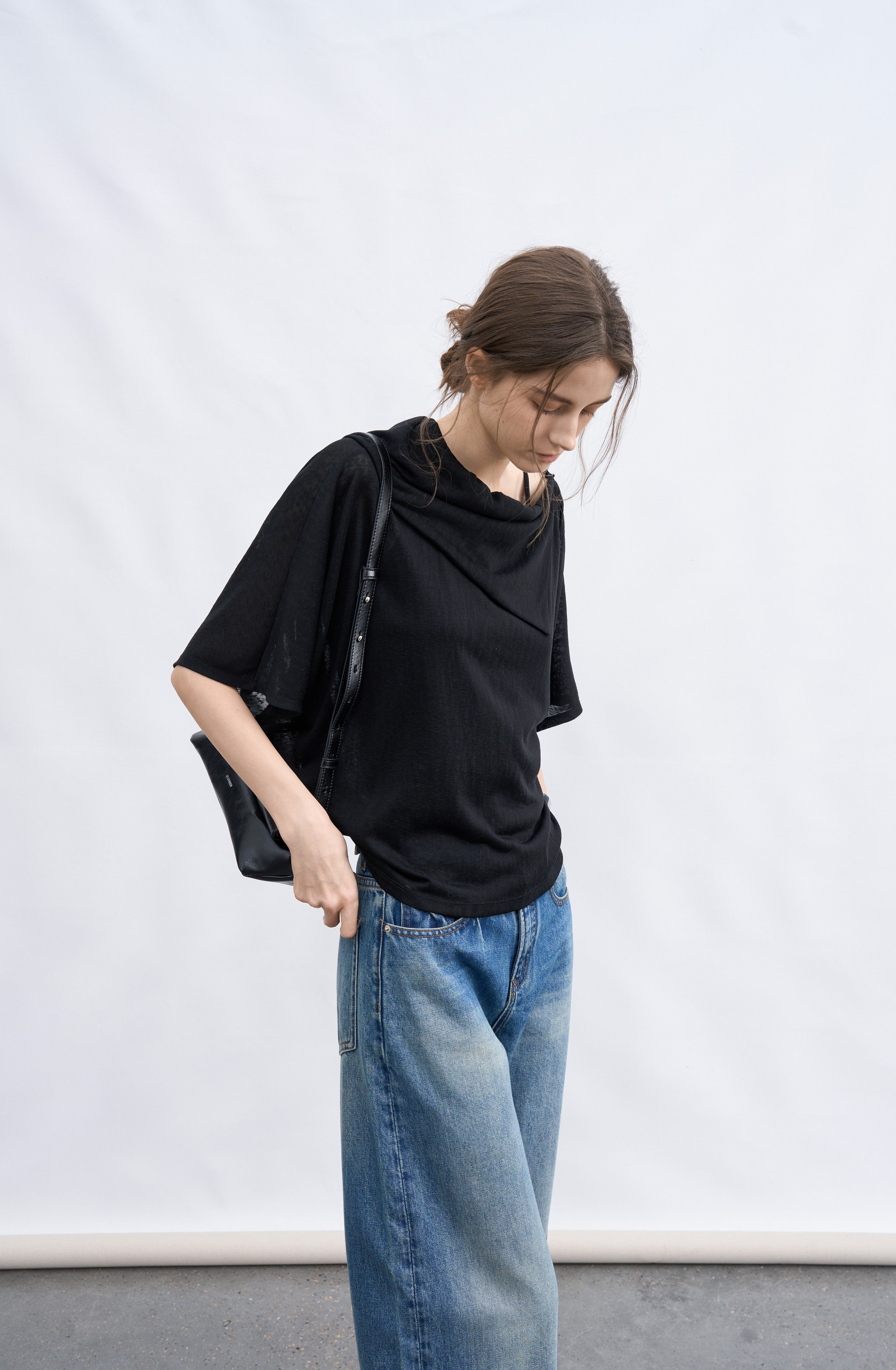 DOLMAN SLEEVE DRAPE TOP