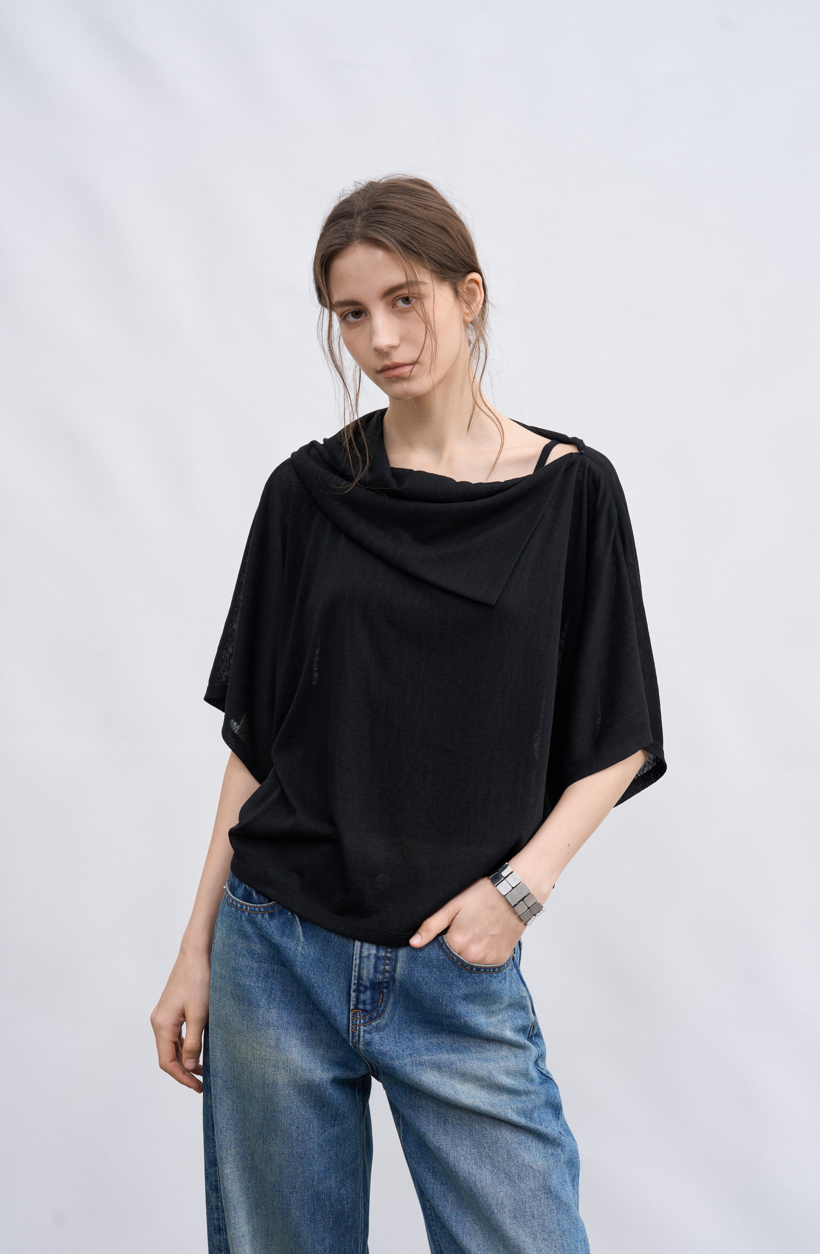 DOLMAN SLEEVE DRAPE TOP