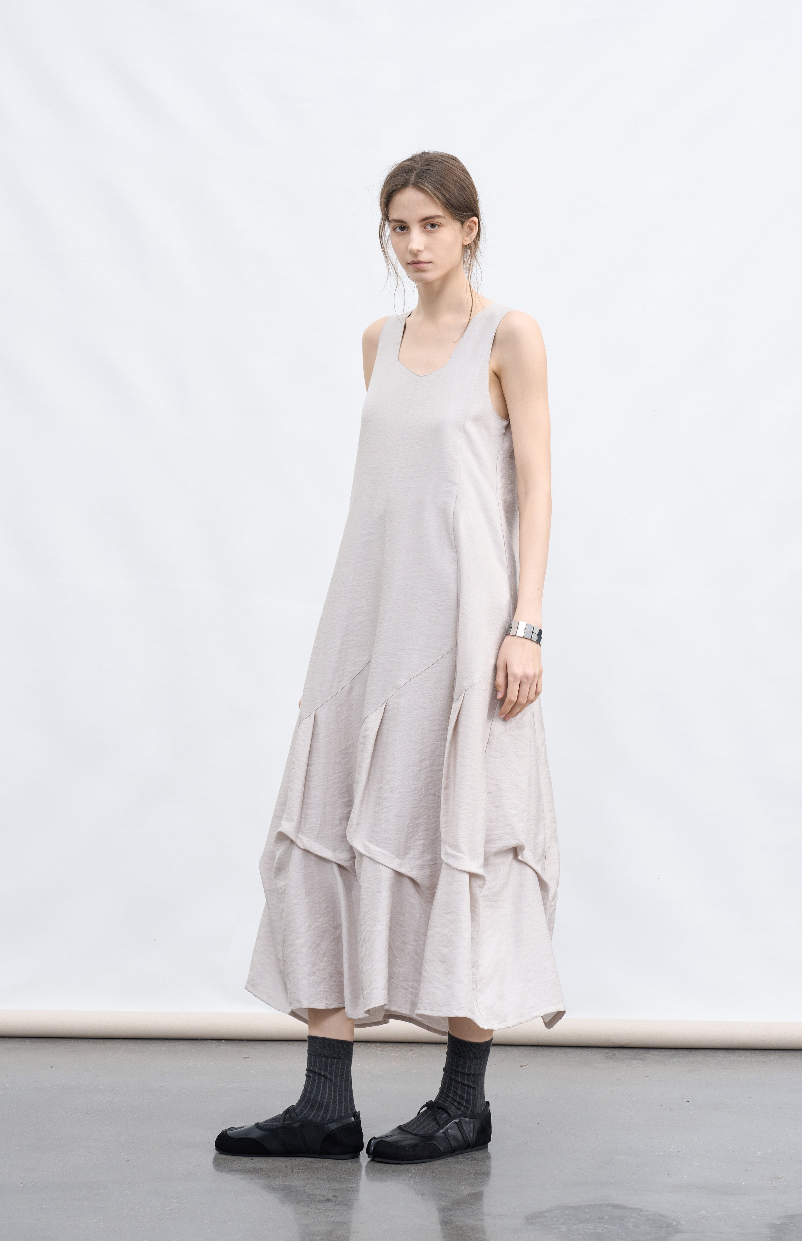 RANDOM TUCK PUFF DRESS / 랜덤 턱 퍼프 원피스