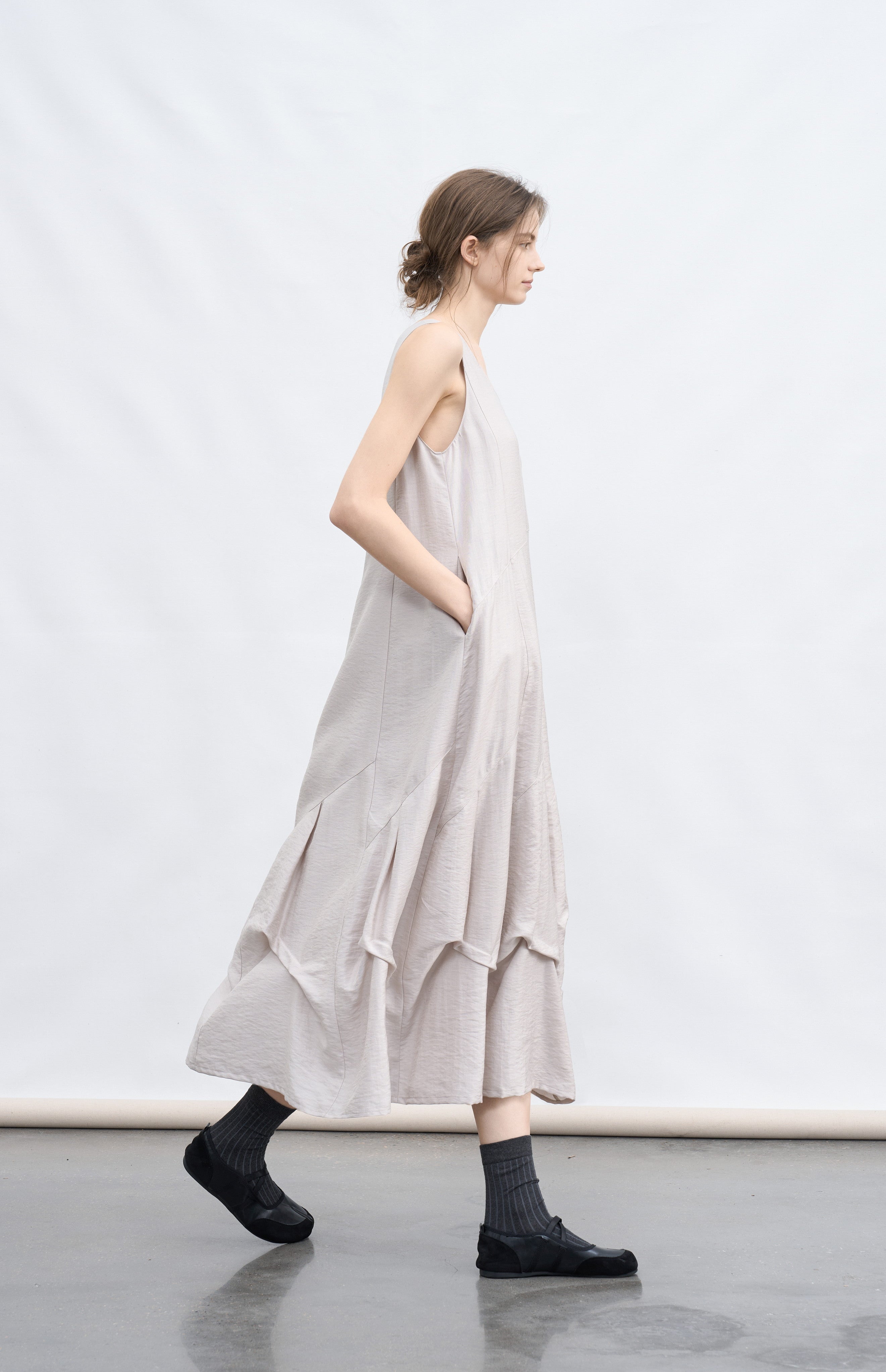 RANDOM TUCK PUFF DRESS / 랜덤 턱 퍼프 원피스
