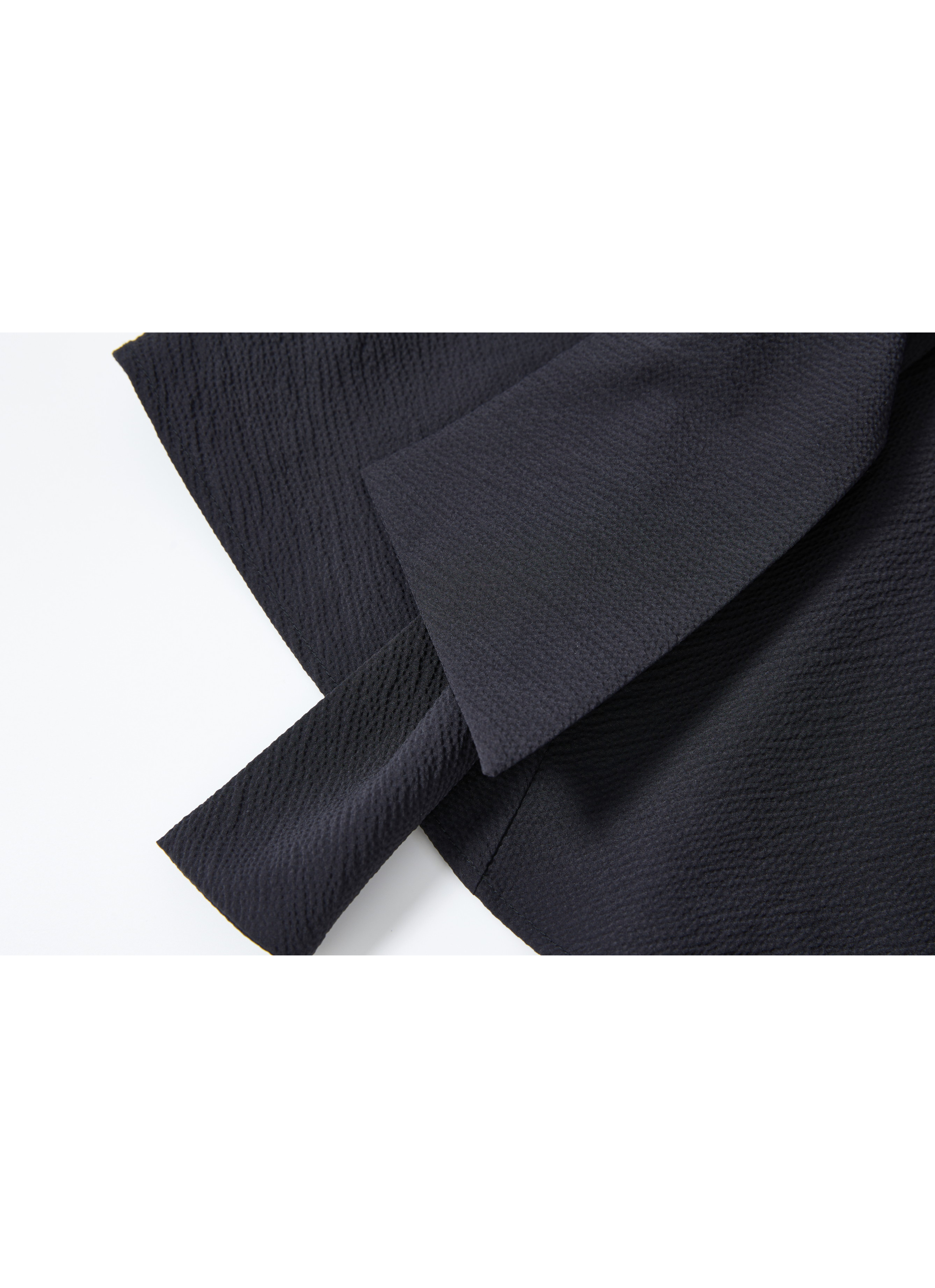 SEERSUCKER TWIST TOP