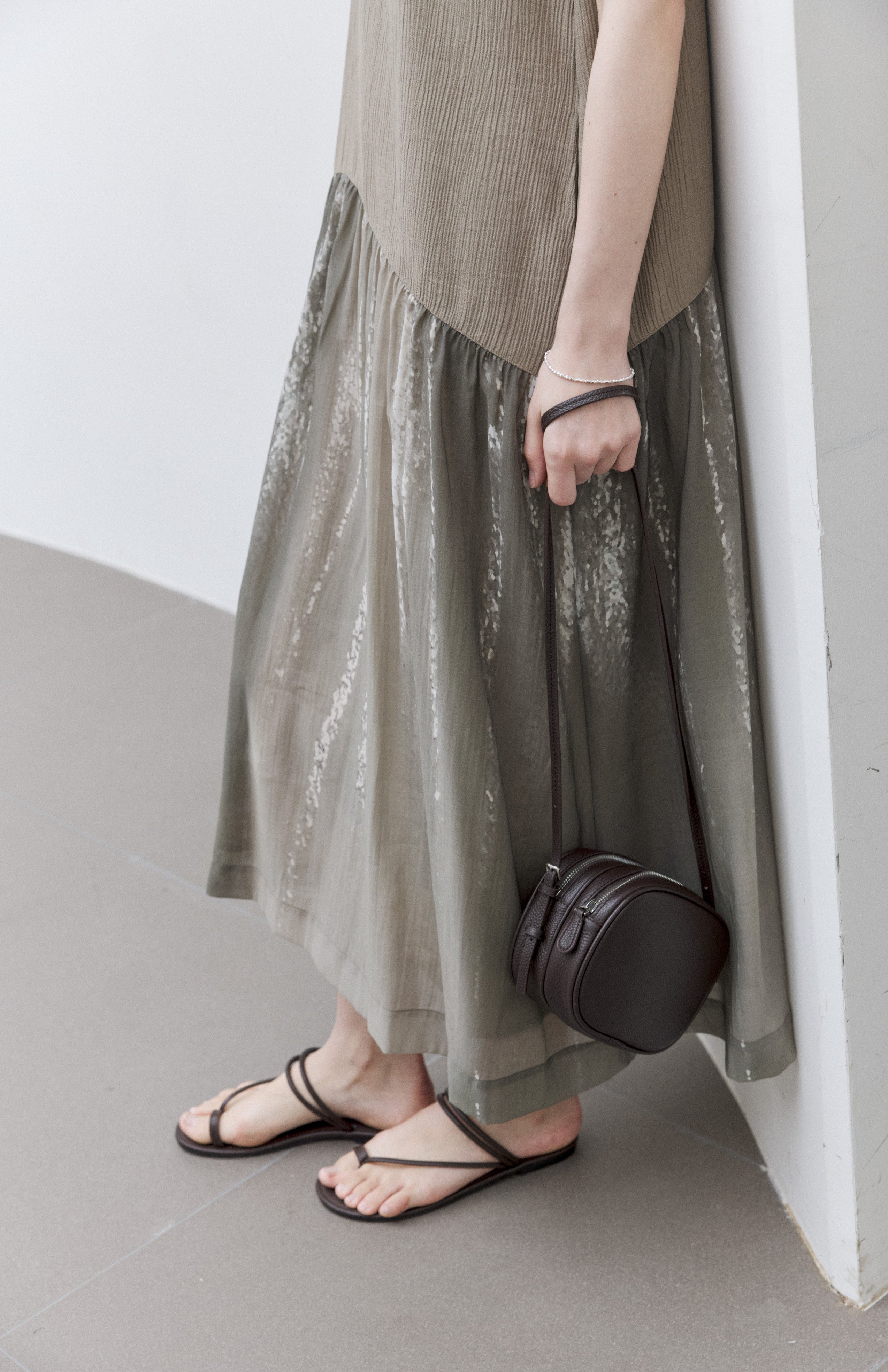 LIGHT SHADOW DOCKING DRESS