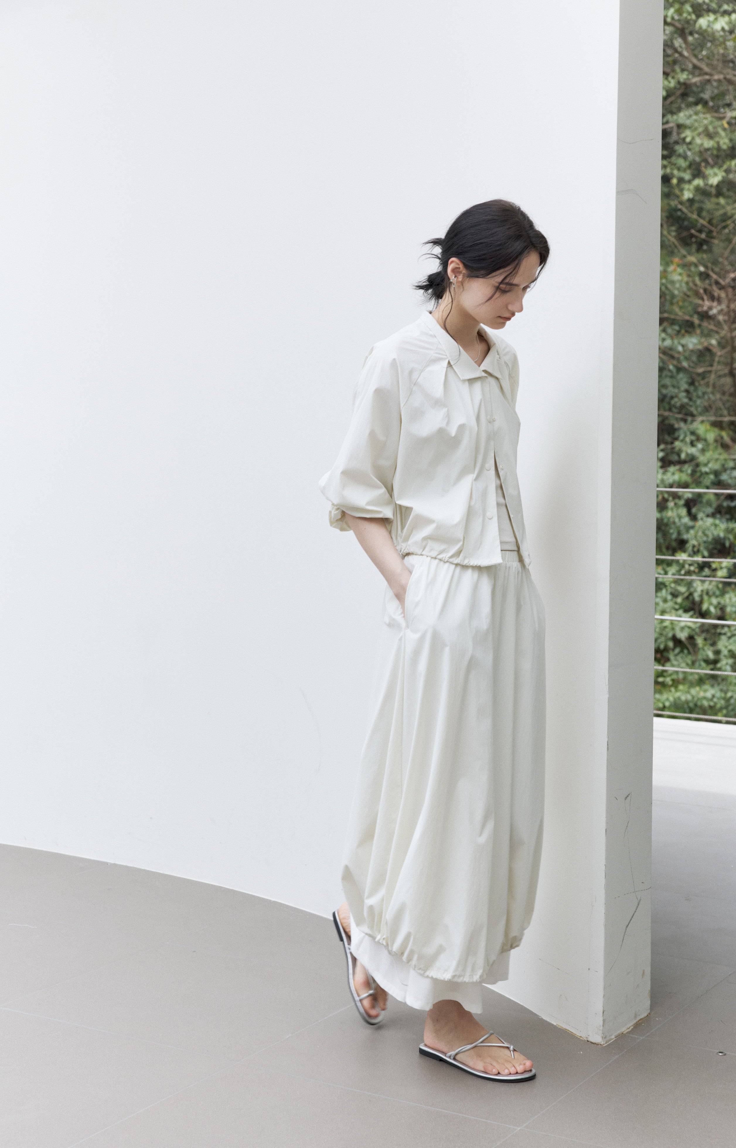 UV CUT NECK PLEATED DRAPE BLOUSON / UVカットネックプリーツドレープブルゾン