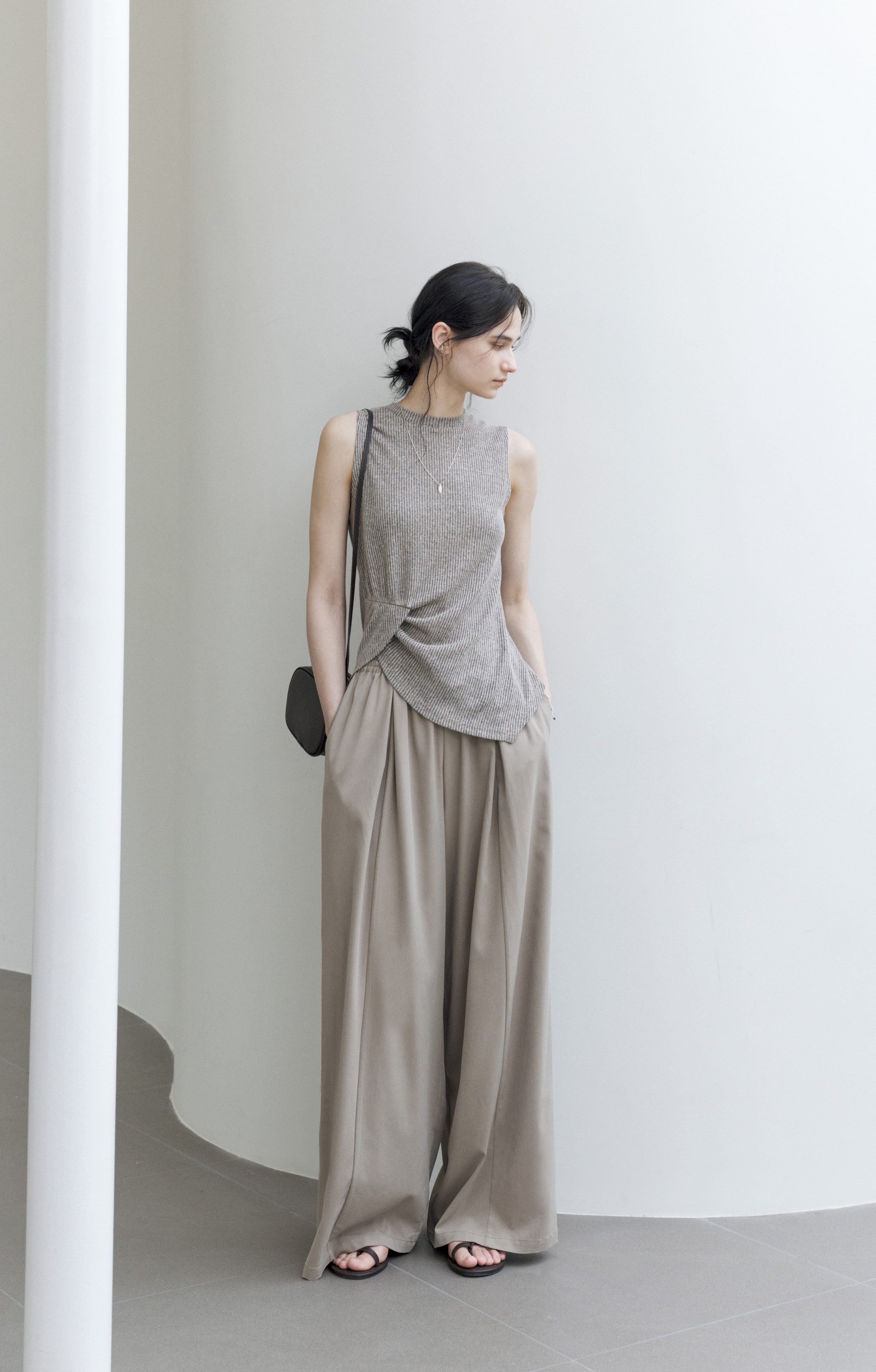 WAIST EDGE RIB TOP / ウエストエッジリブトップ