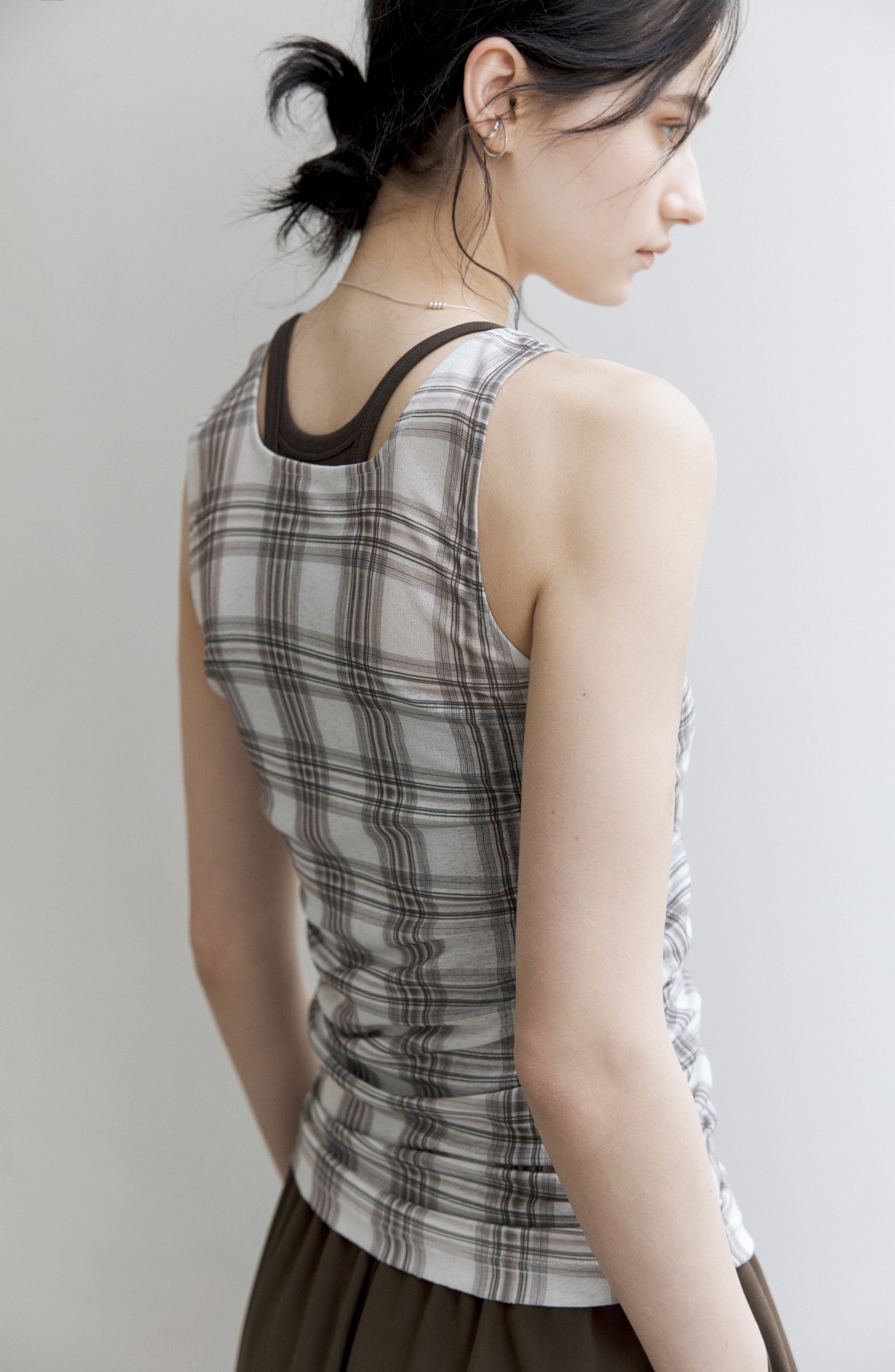 SLIM FIT SHIRRED TOP / 슬림 피트 셔링 톱