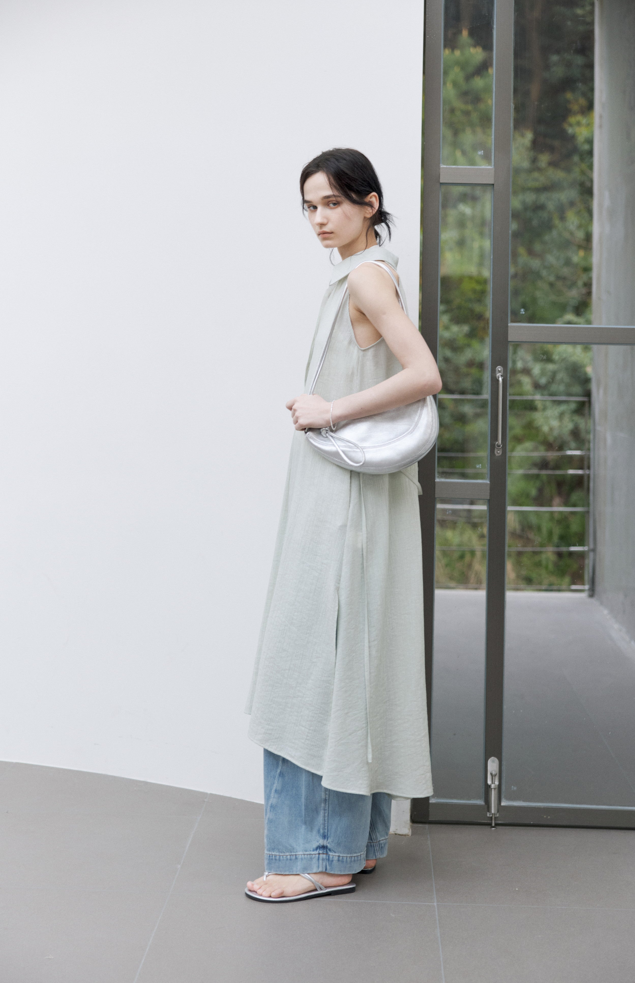 WASHED BLUE WIDE JEANS / 워시드 블루 와이드 청바지