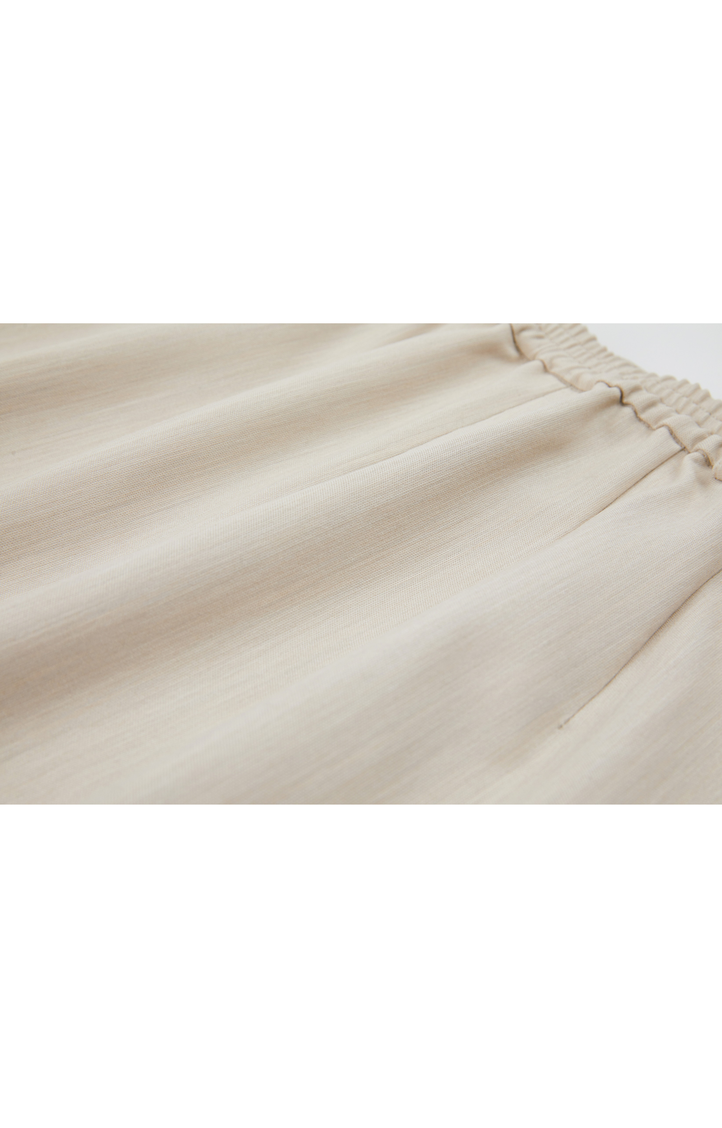 BACK SLIT FLAT SKIRT / バックスリットフラットスカート