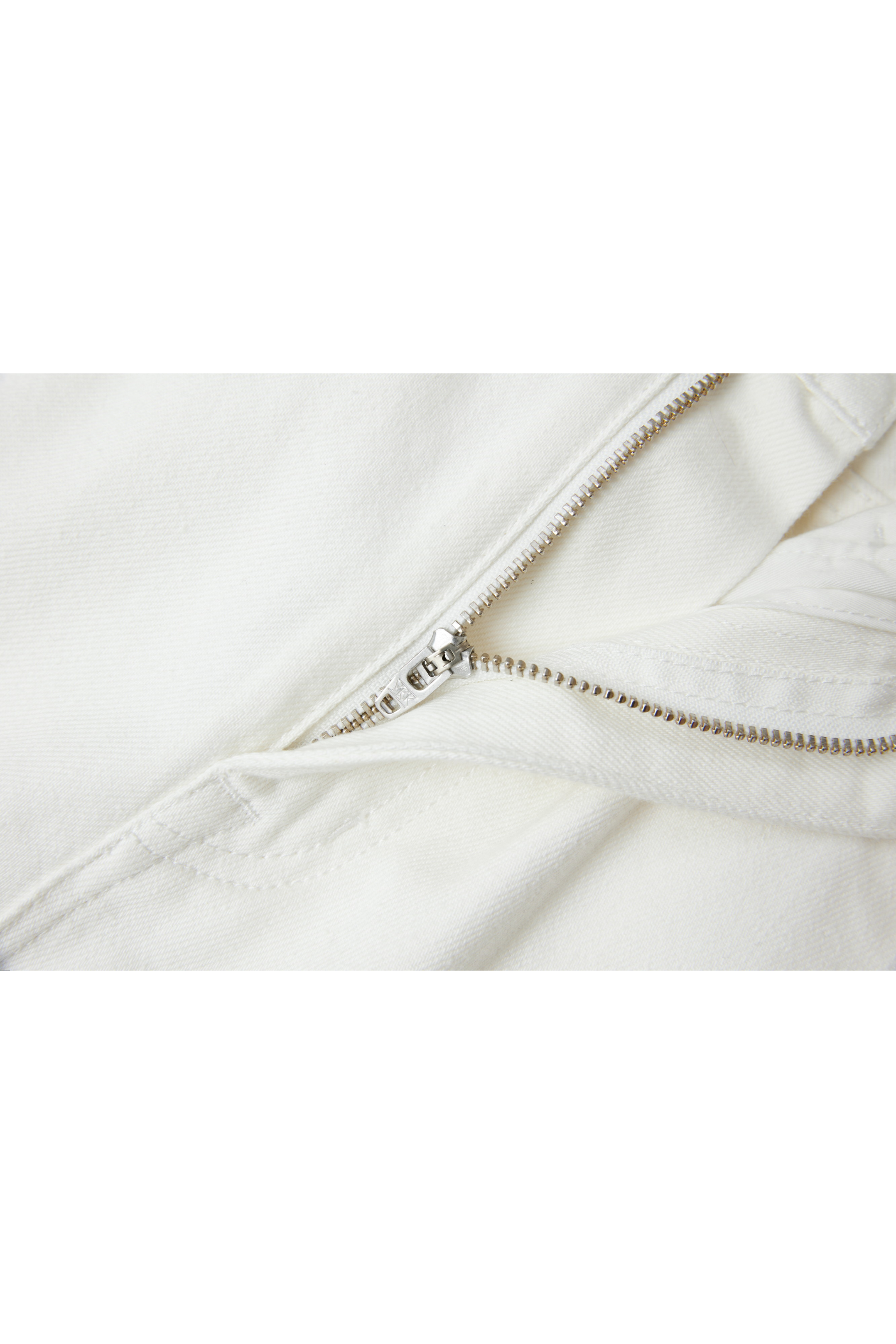 PATCH ACCENT WHITE JEANS / パッチアクセントホワイトジーンズ