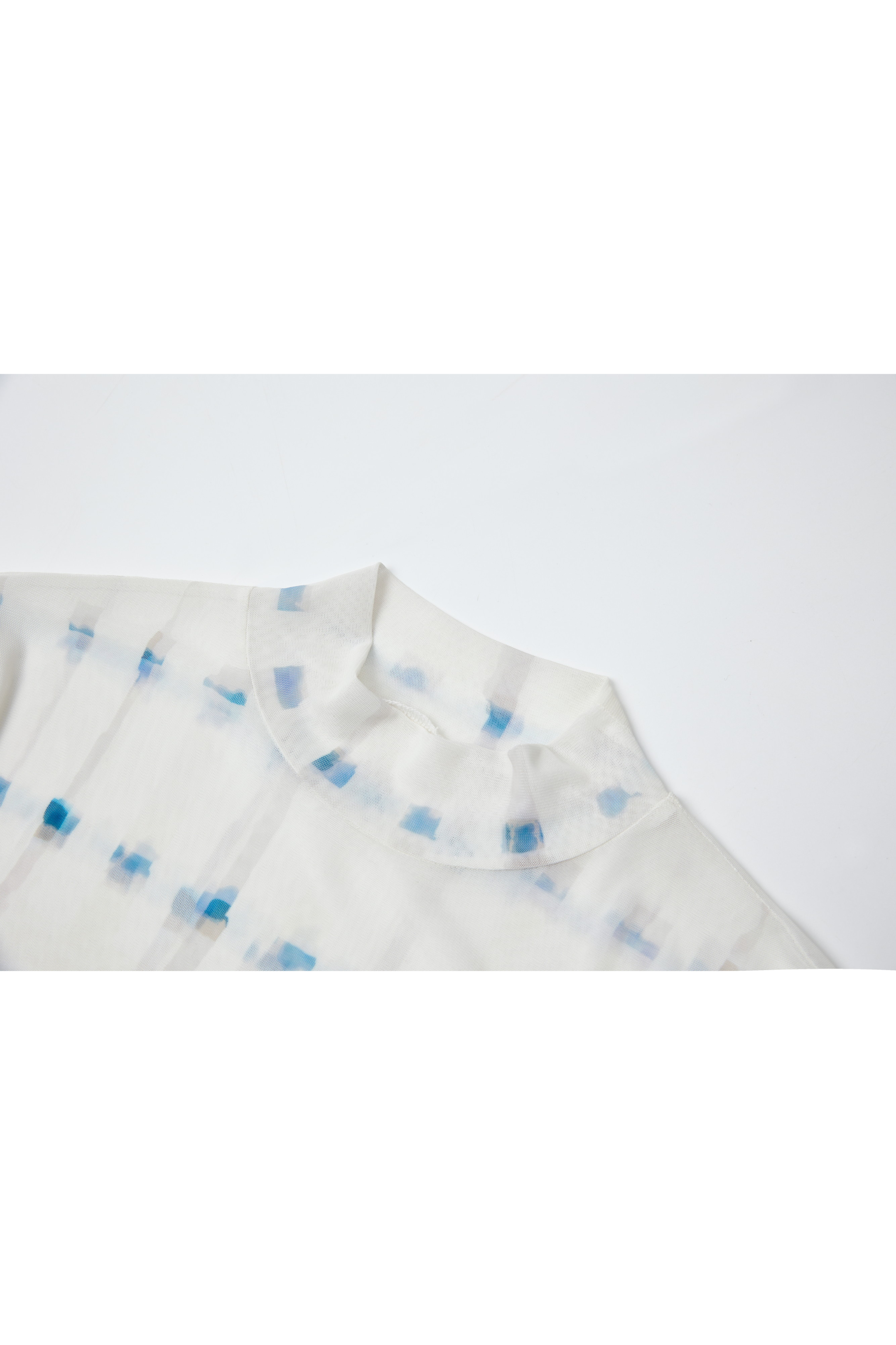 WATER PLAID SHEER TOP / ウォーターチェックシアートップ