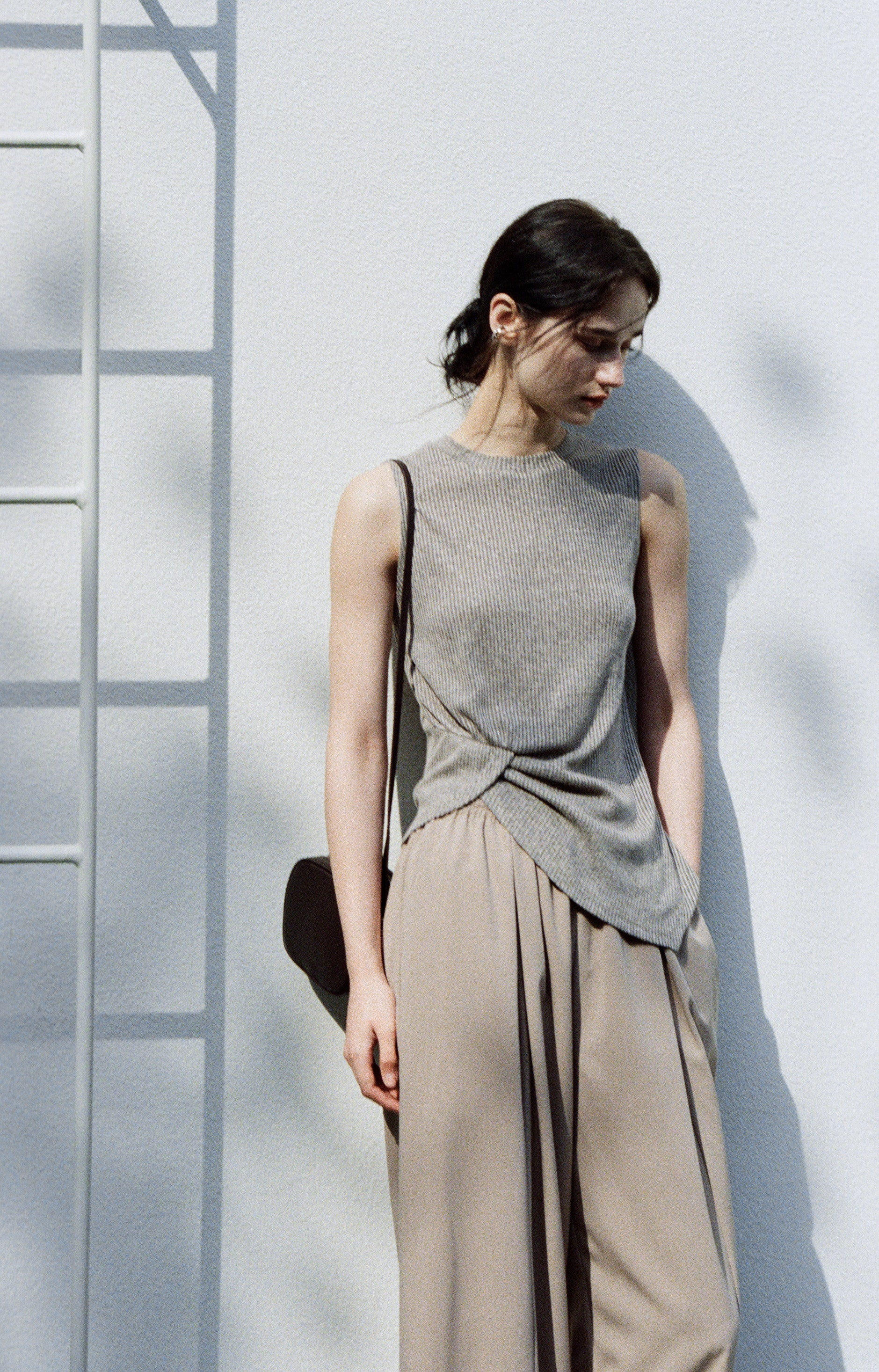 WAIST EDGE RIB TOP / ウエストエッジリブトップ