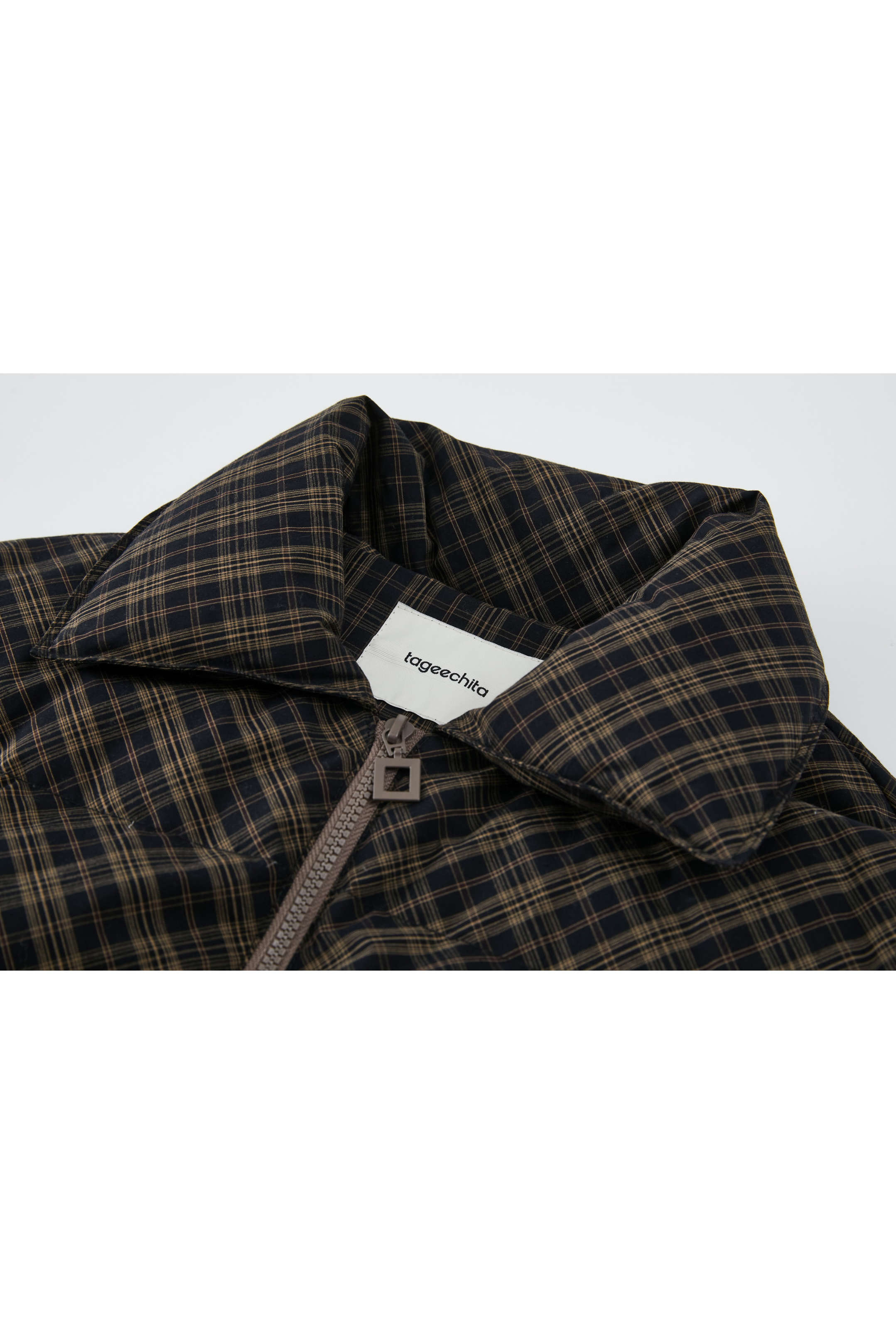 DARK PLAID LAPEL DOWN