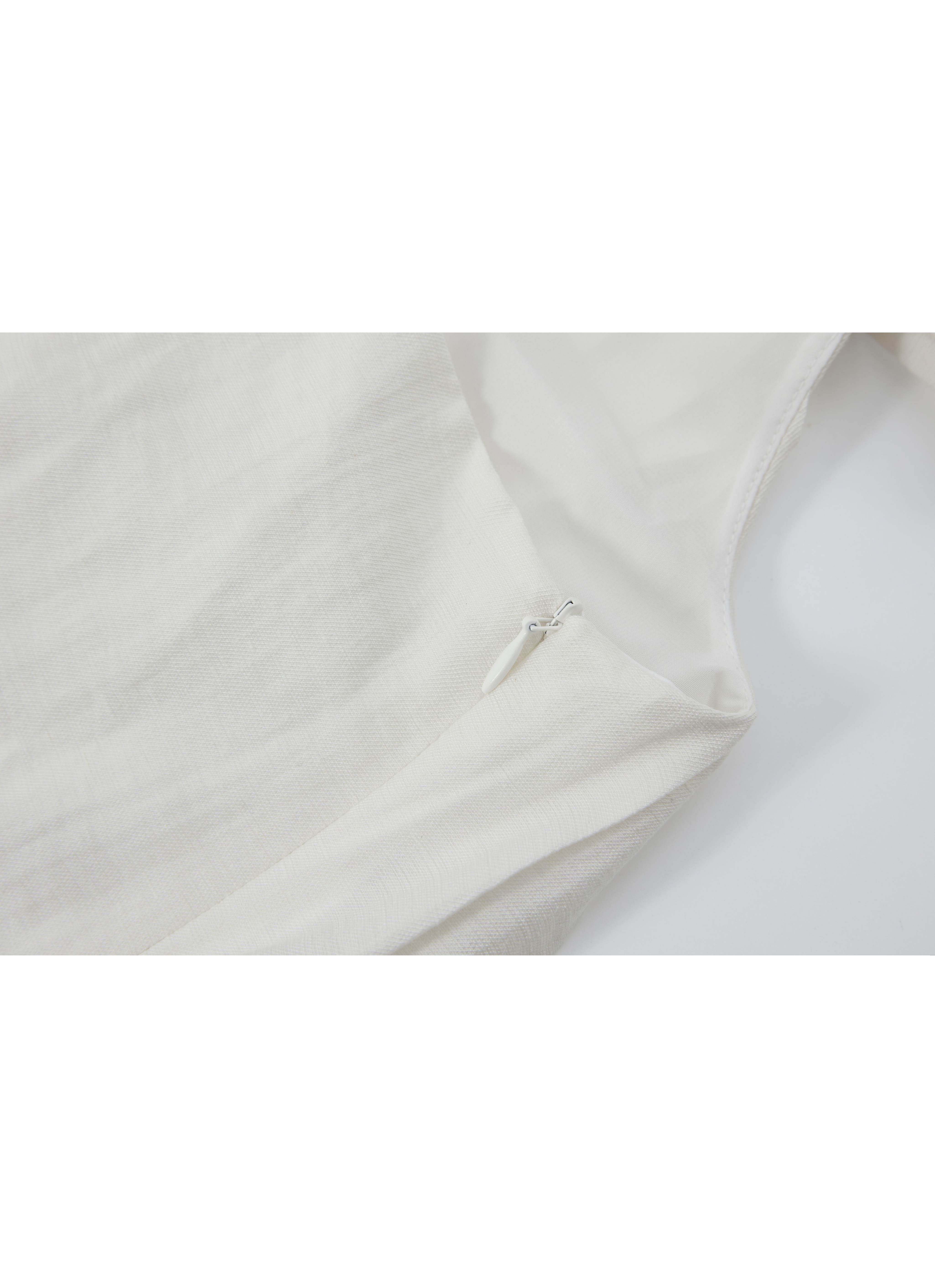 SOFT PLEAT HALTER DRESS