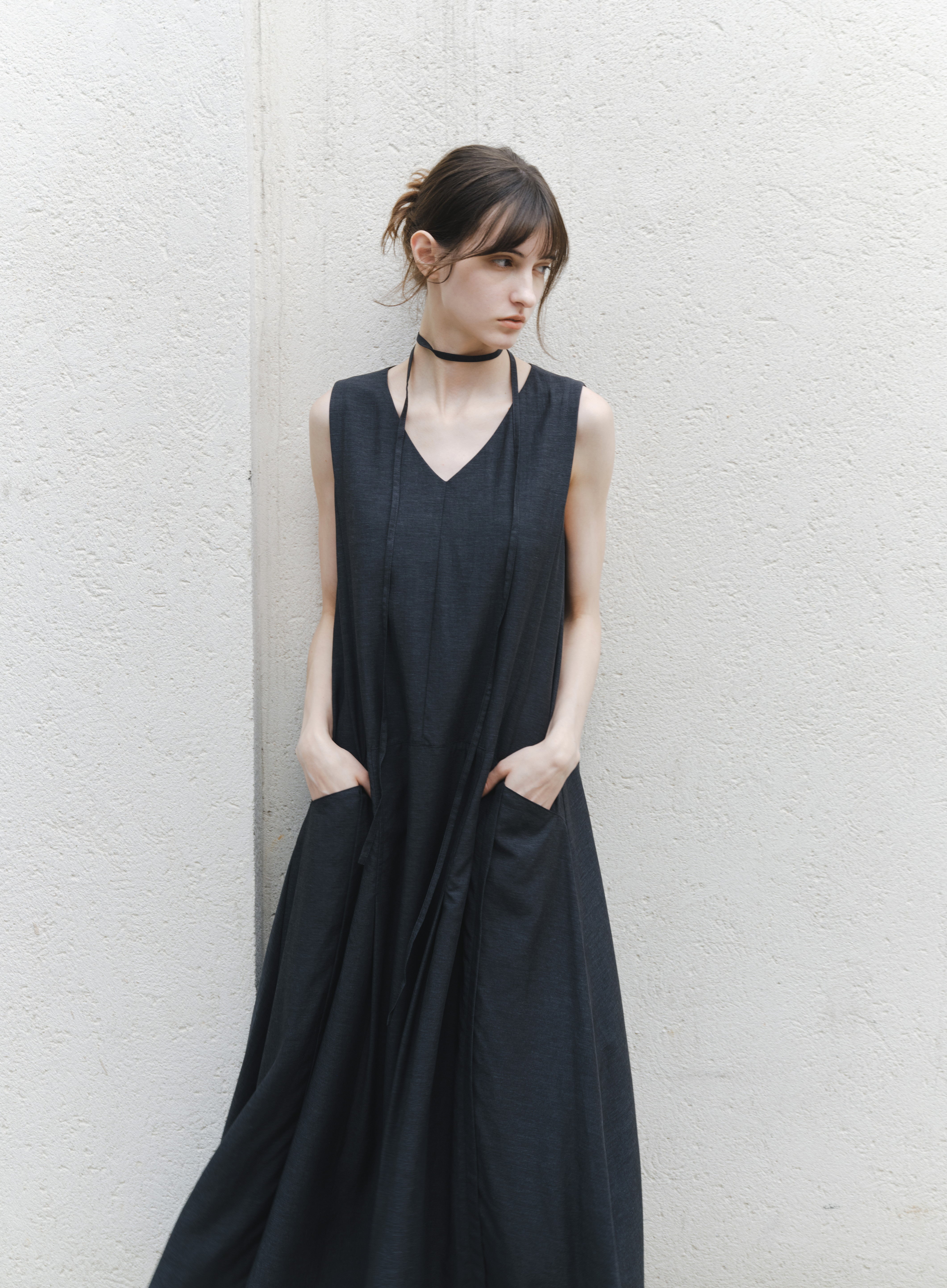 LIGHT TUCK MAXI DRESS / 라이트 터크 맥시 원피스