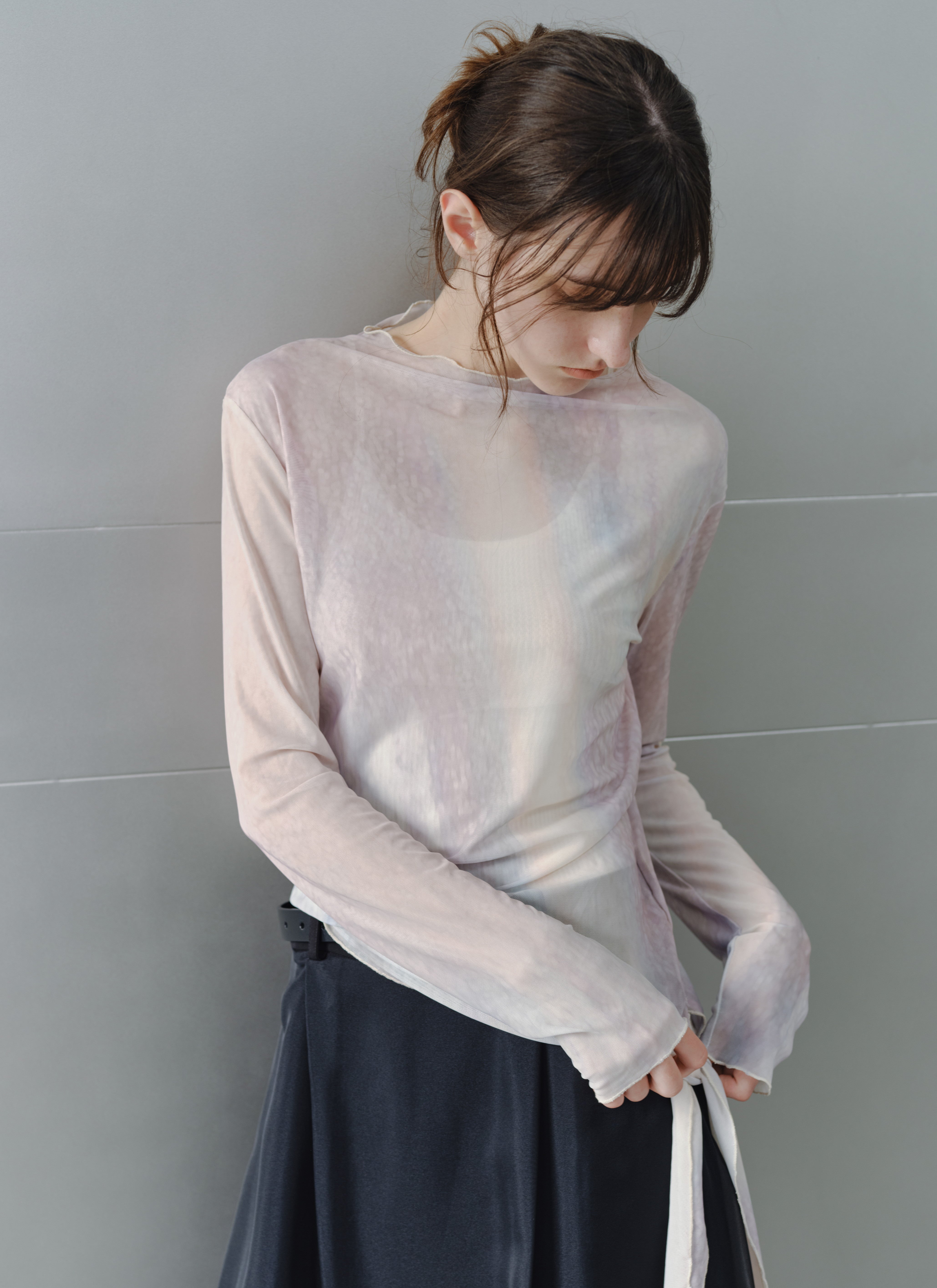 GLOW TIE SHEER TOP