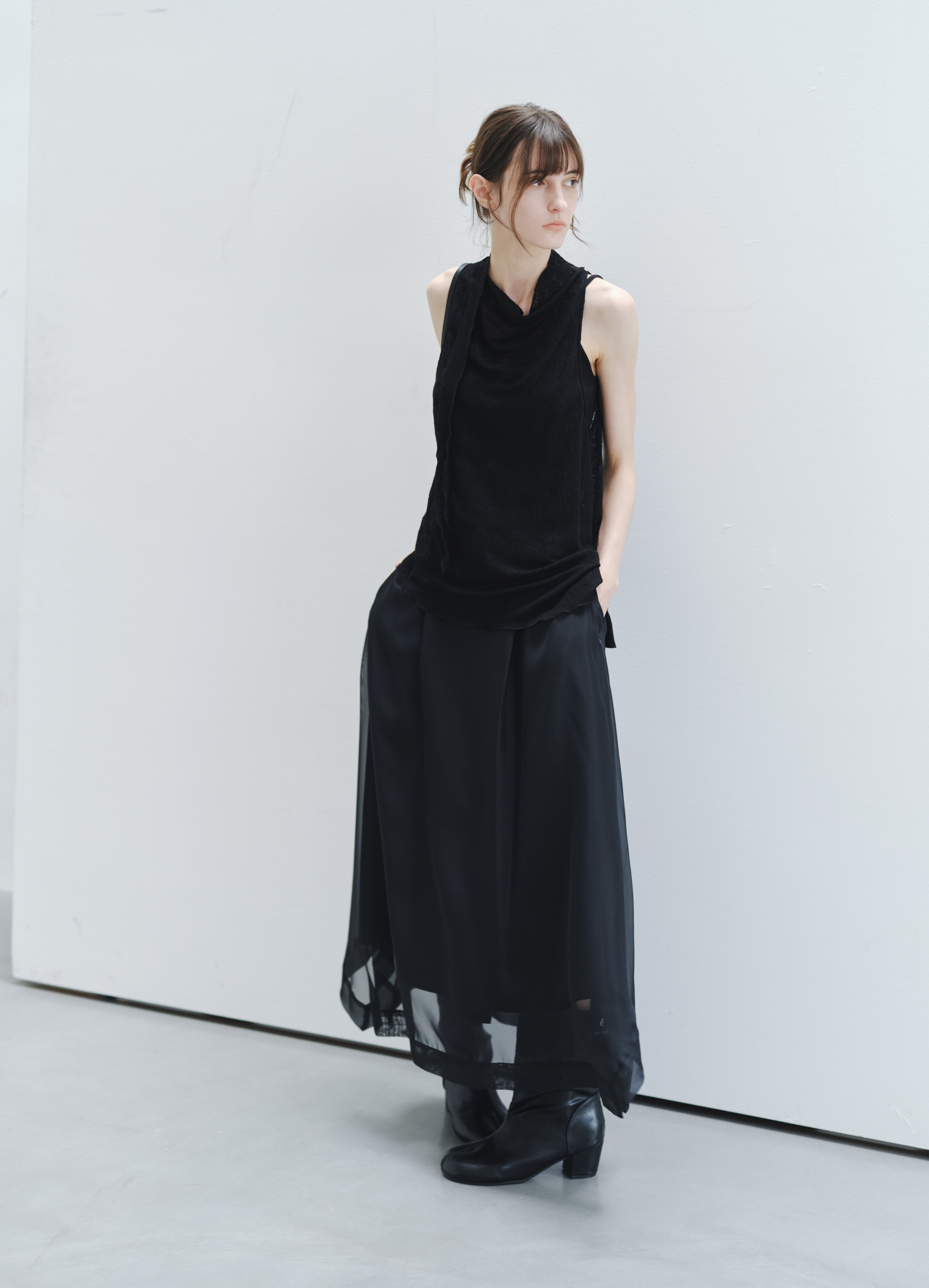 SHEER VEIL LAYERED SKIRT