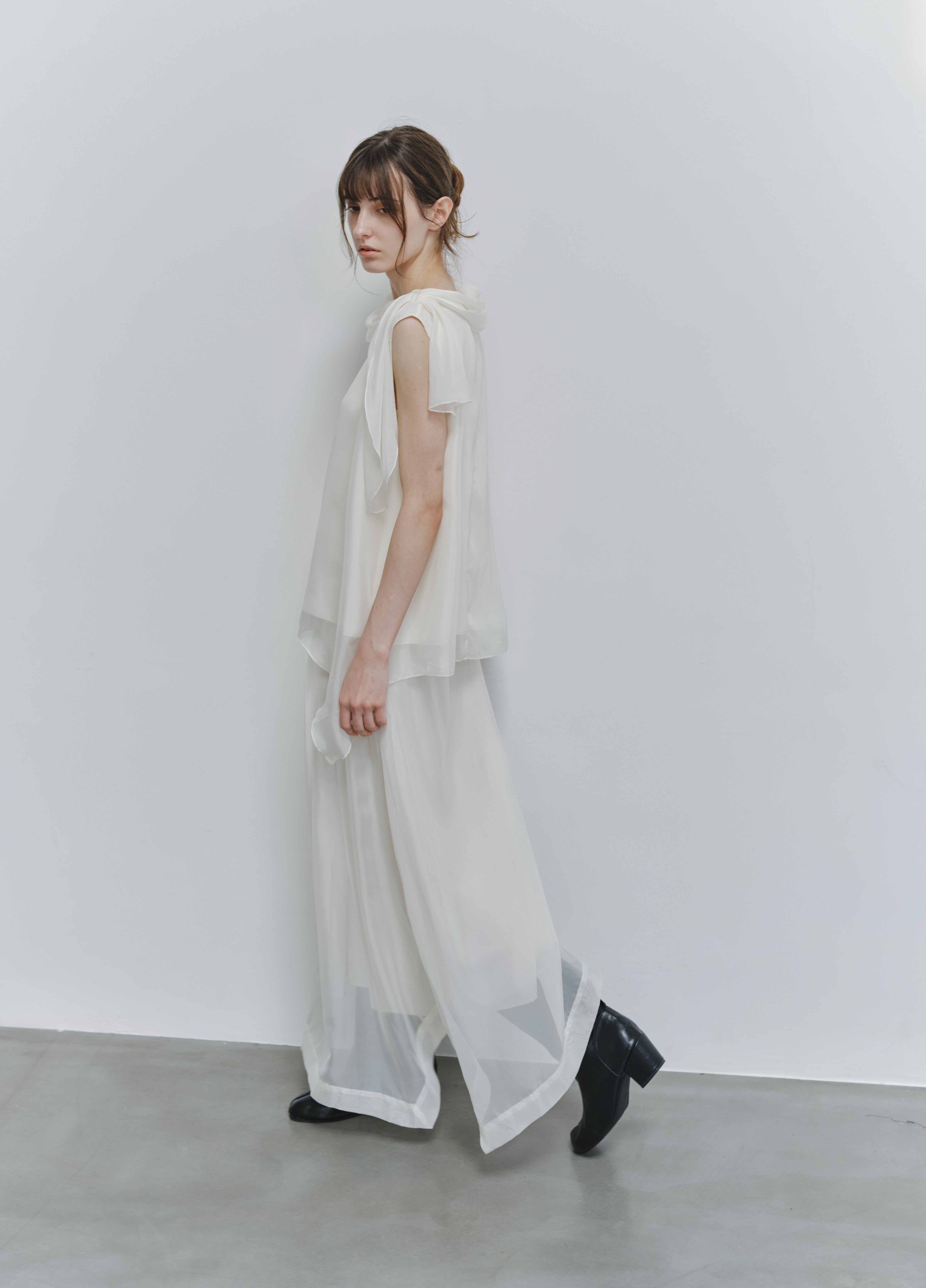 SHEER VEIL LAYERED SKIRT