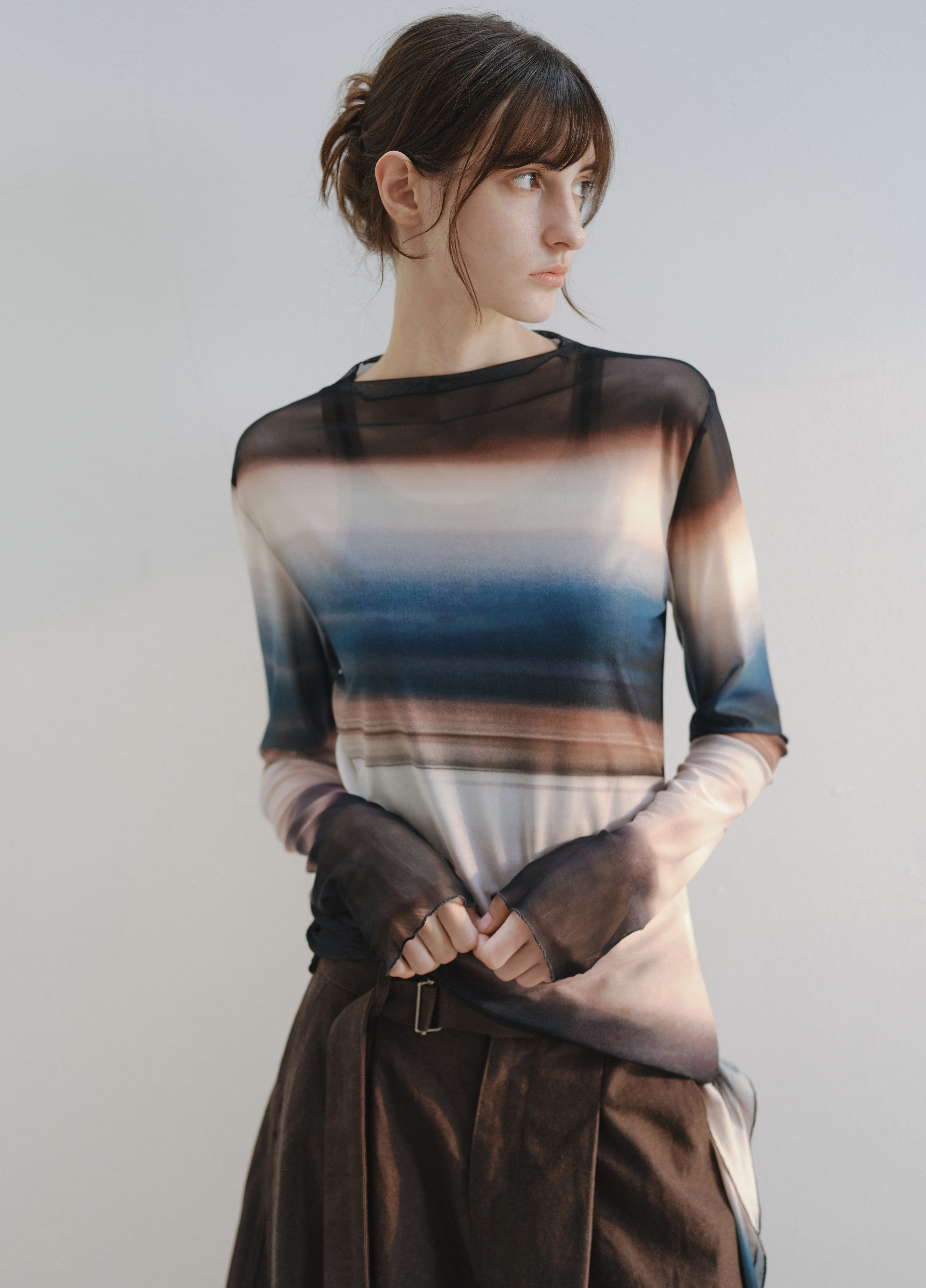 GLOW TIE SHEER TOP