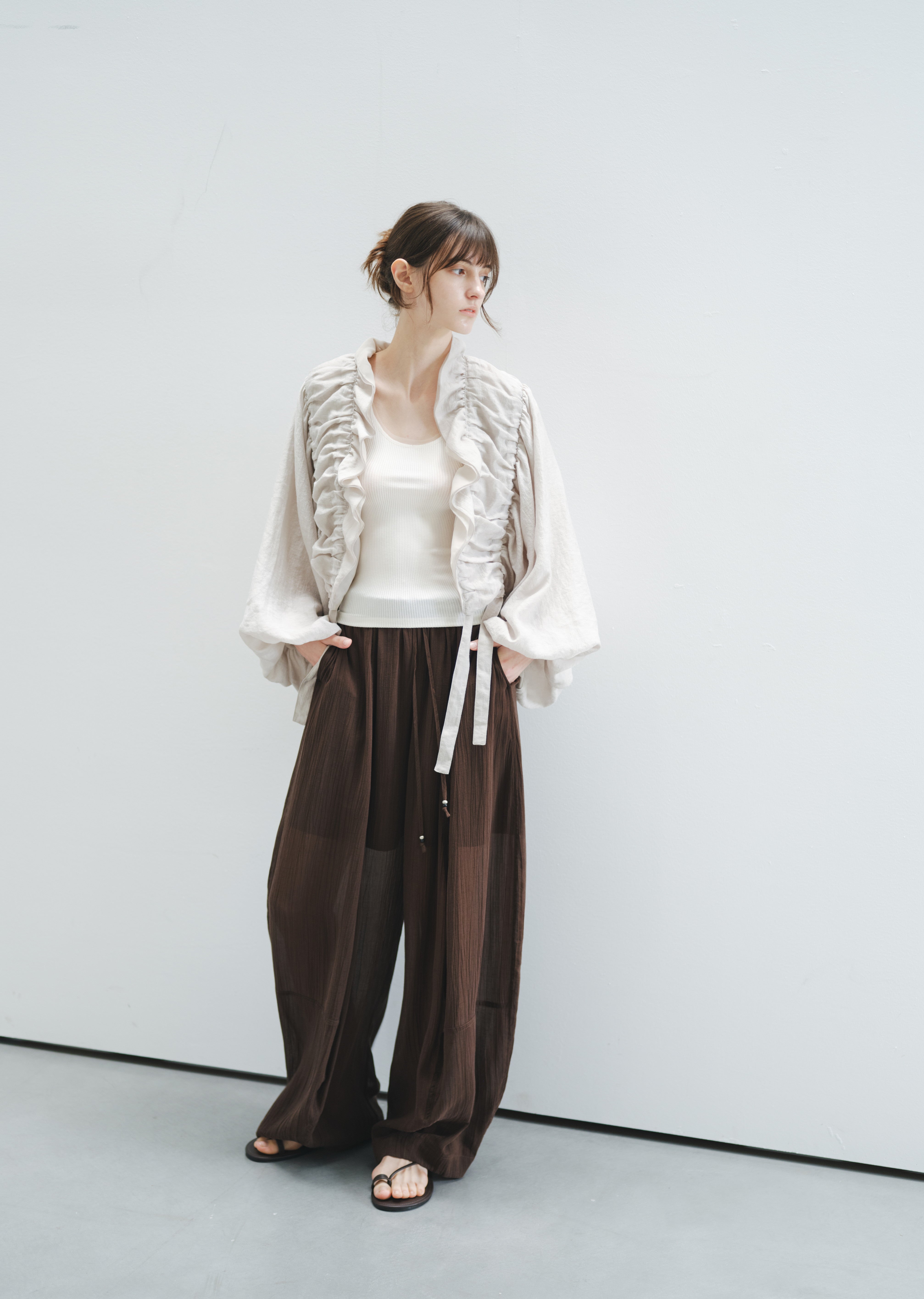 FRILL GATHER DRAPE BLOUSON / 프릴 개더 드레이프 블라우스